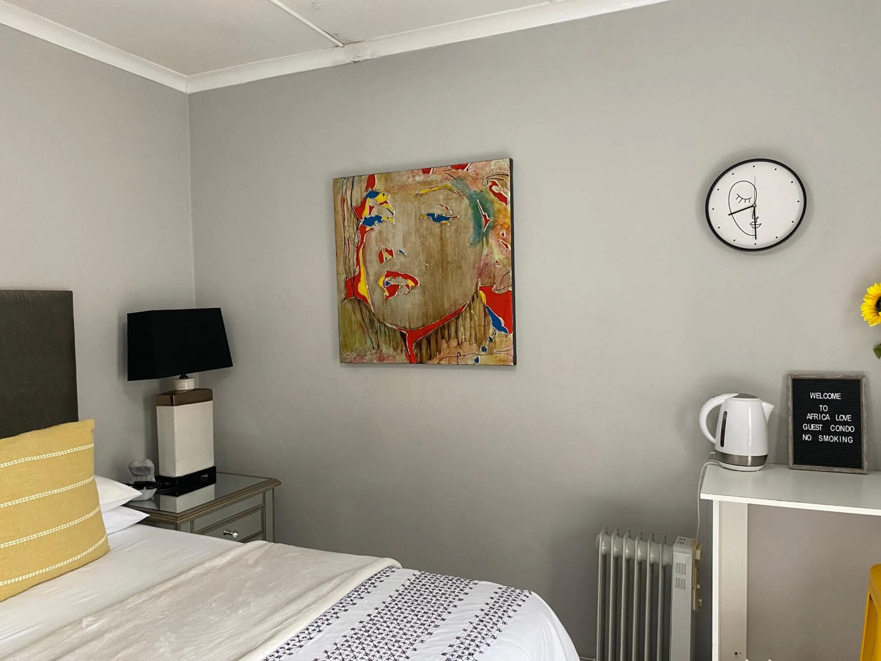 Bedroom, Bed in AfricaLove Guest Condo