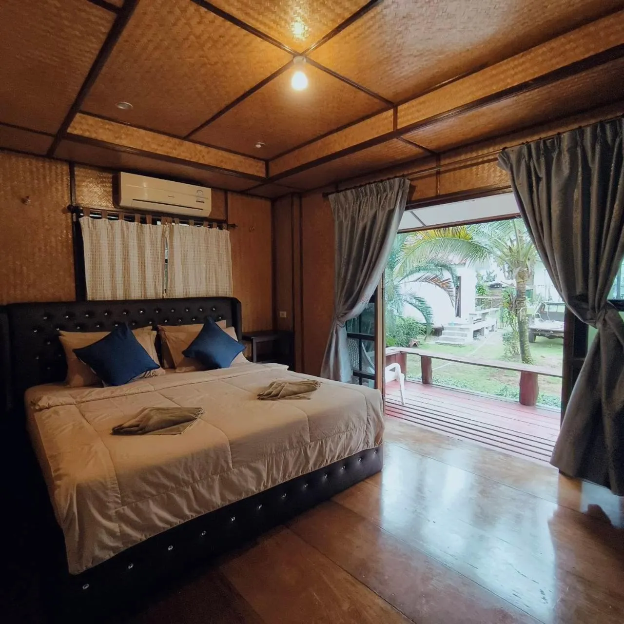 Bed in Koh kood Neverland beach resort