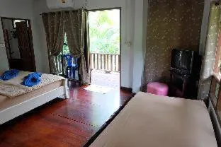 Bed in Koh kood Neverland beach resort