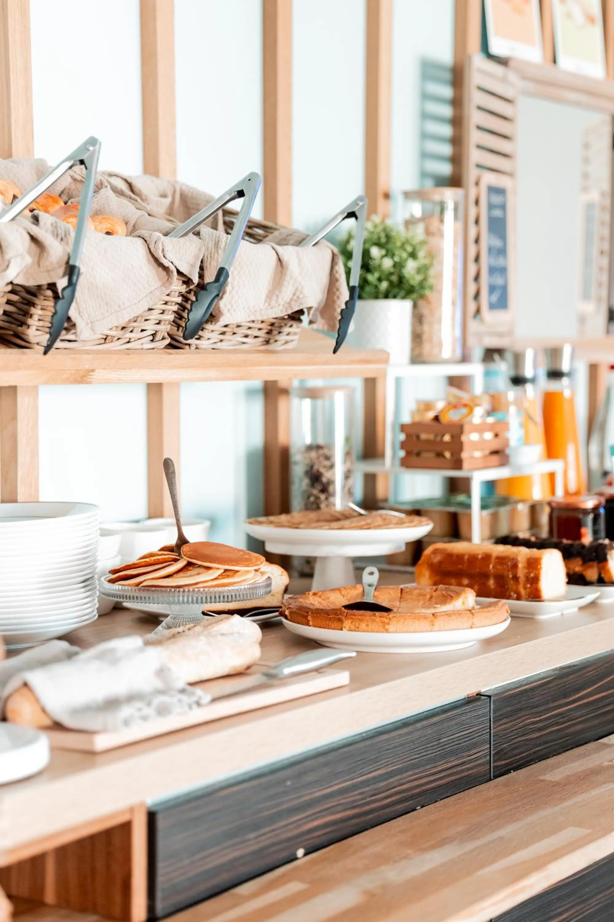 Brit Hotel Confort Saint-Lô