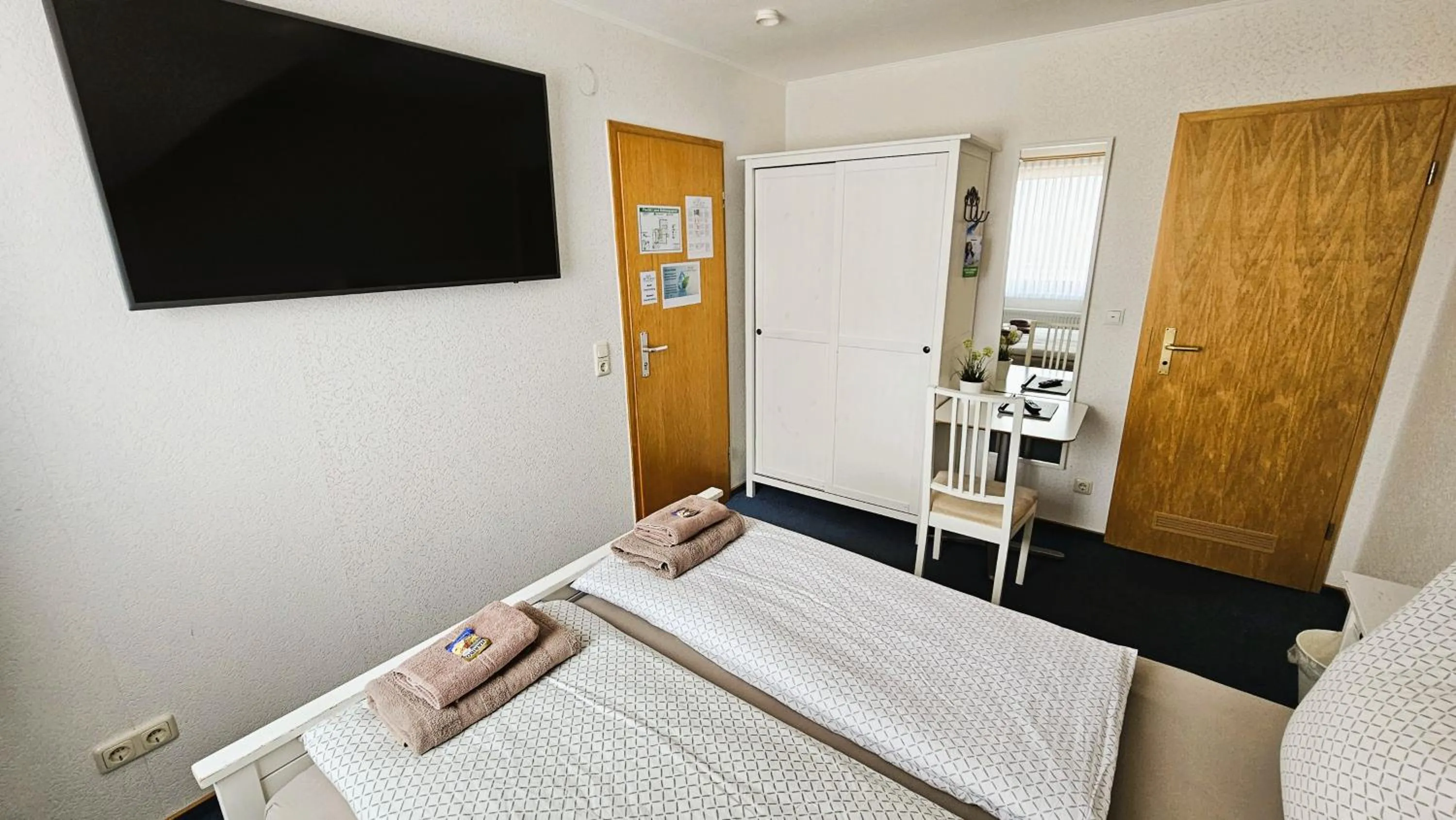 Bed in Hotel Dorfkrug Büsum