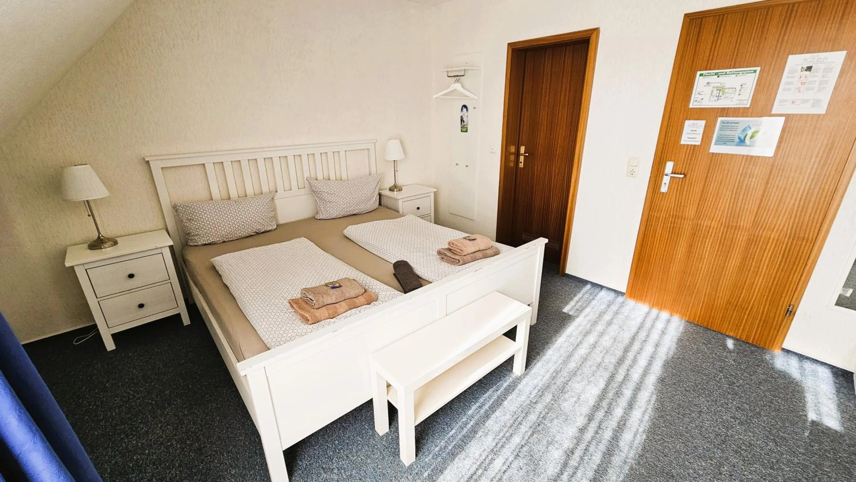 Bed in Hotel Dorfkrug Büsum