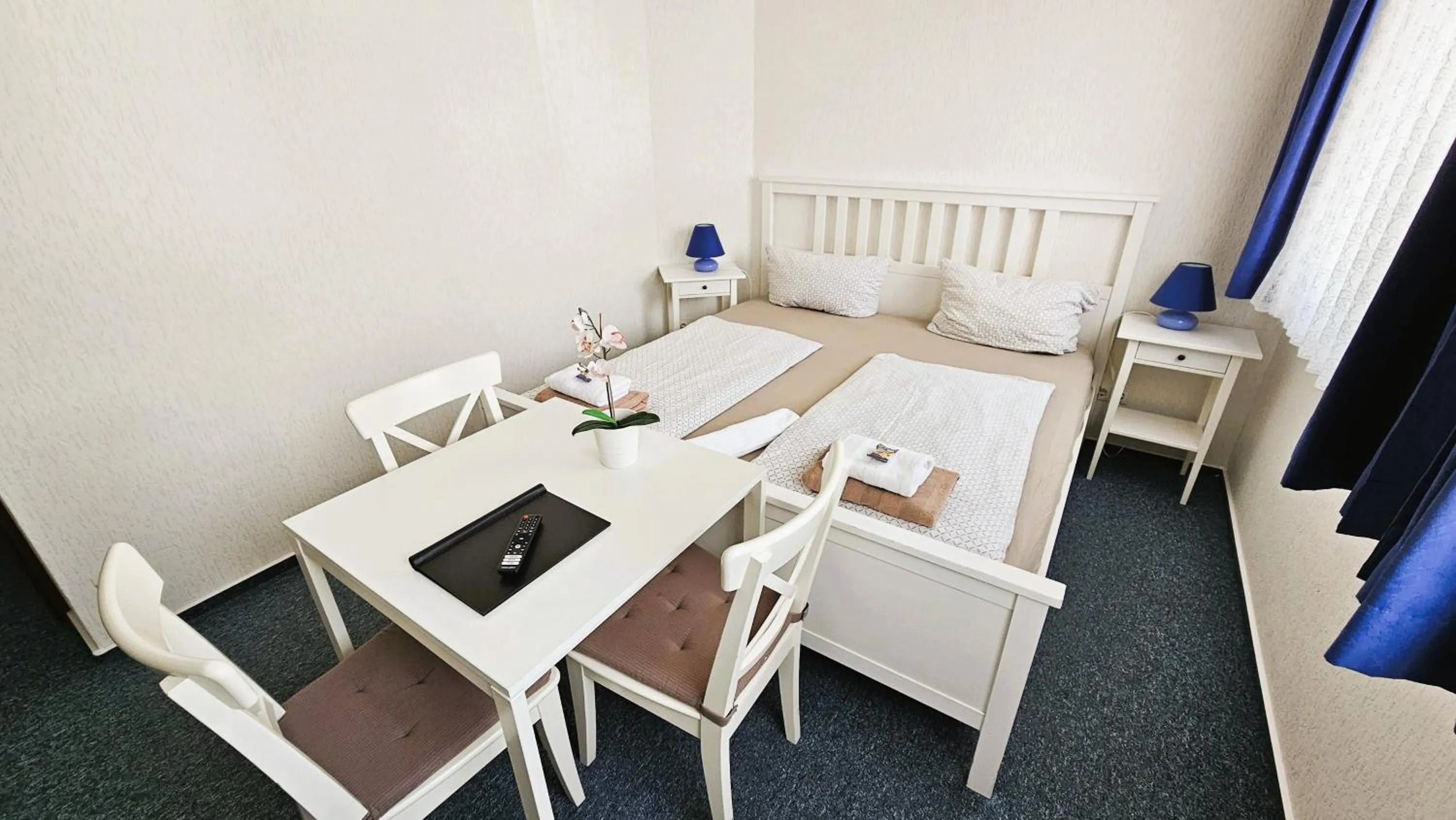 Bed in Hotel Dorfkrug Büsum