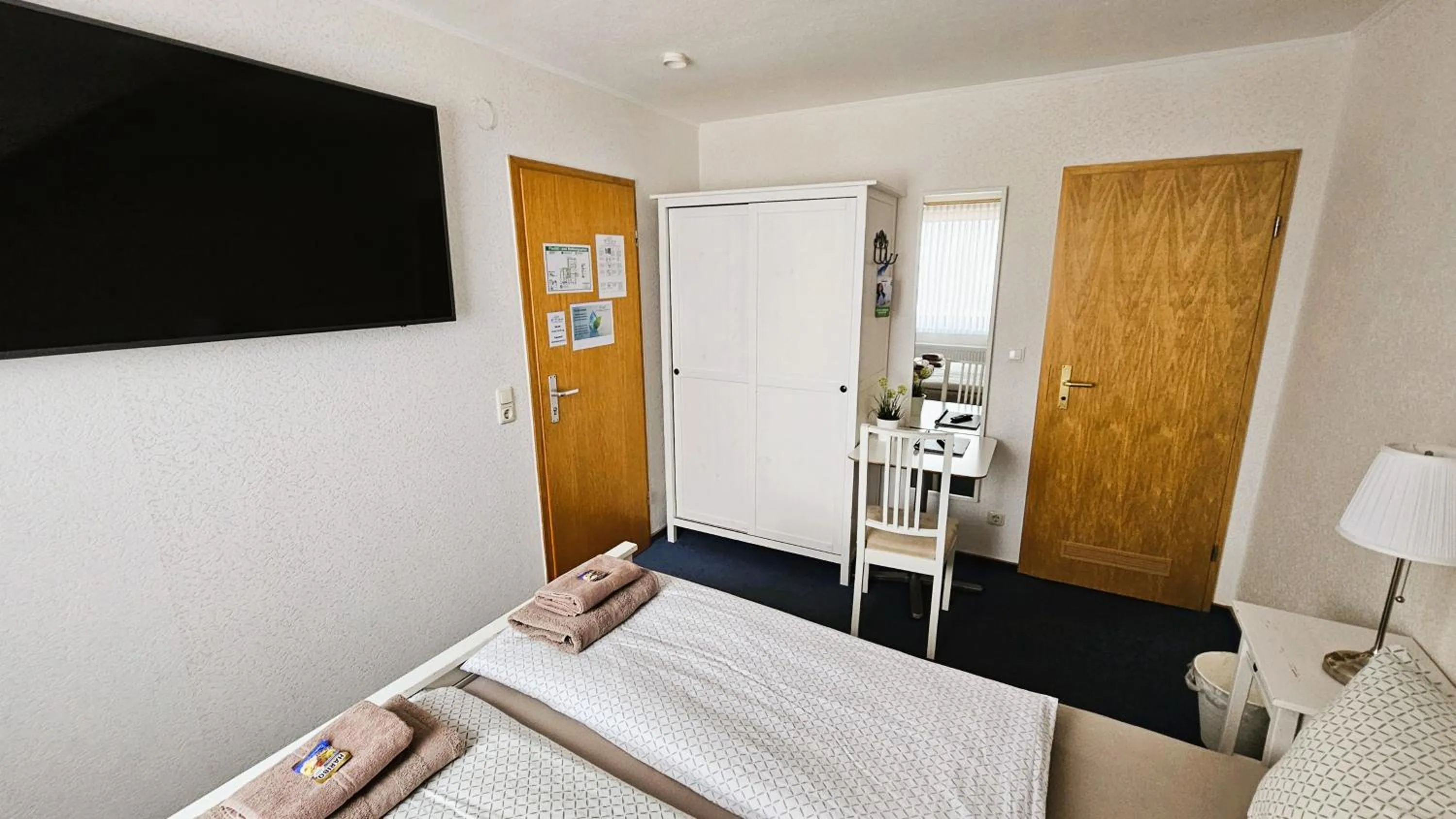 Bed in Hotel Dorfkrug Büsum