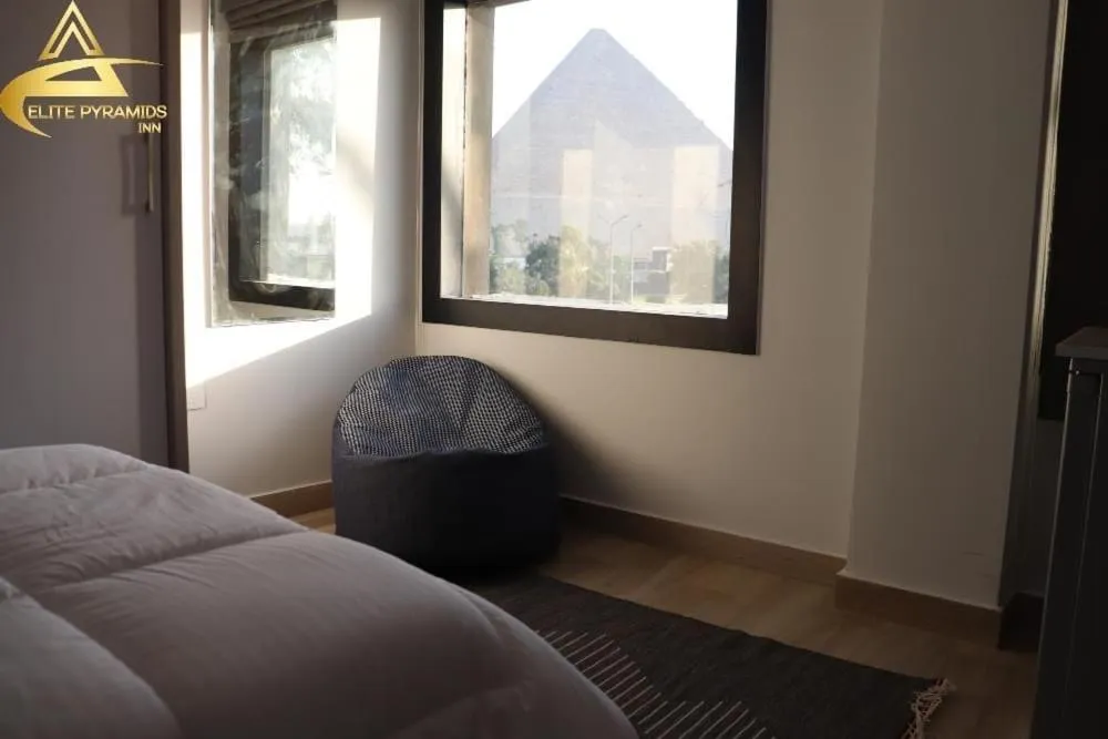 Bed in Elite Pyramids Inn Islamic inn