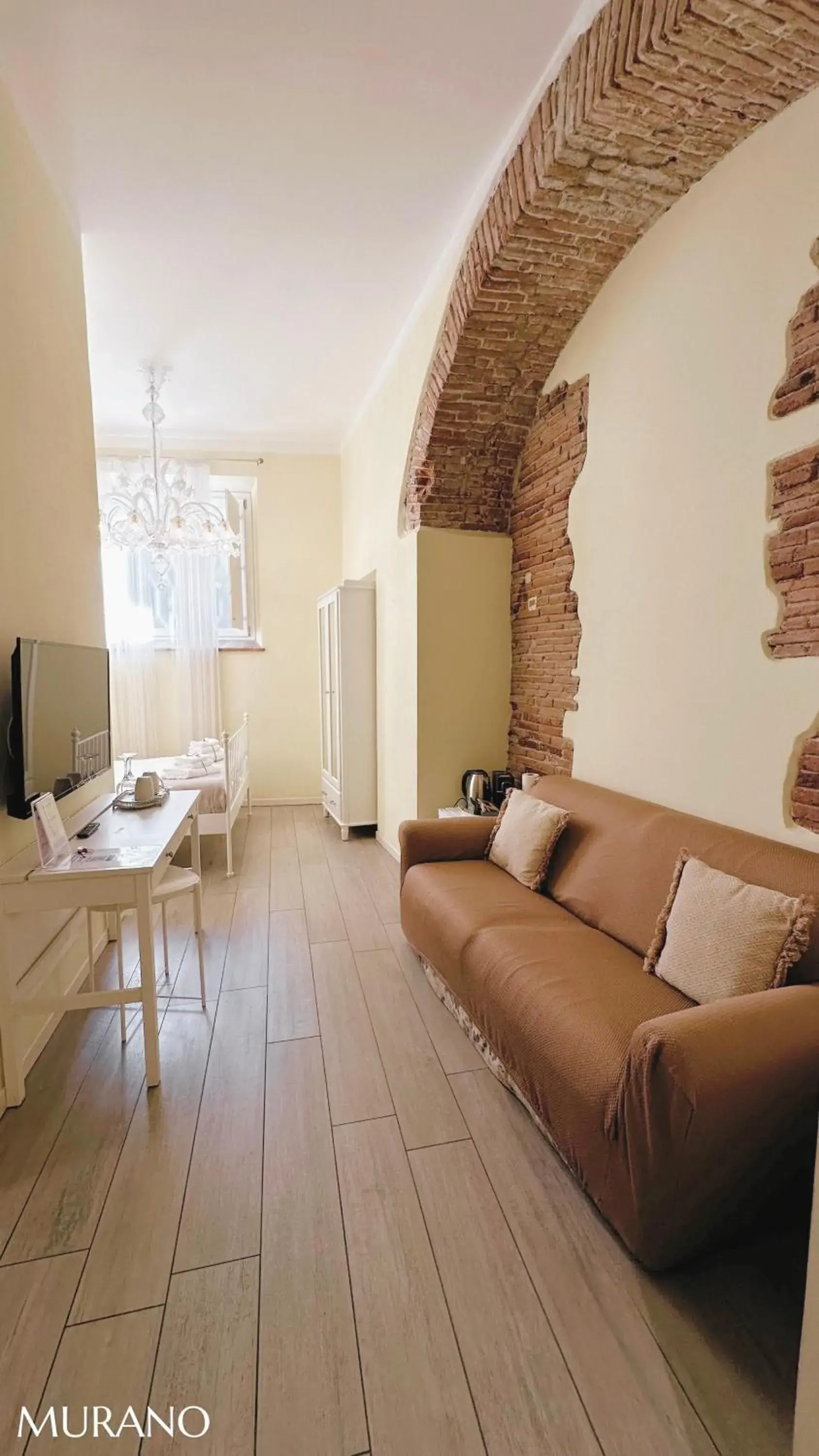 Double with Private Bathroom - Murano - Via Ponte Rofiolo 1 in Truly Verona Double with Private Bathroom - Murano - Via Ponte Rofiolo 1 in Truly Verona