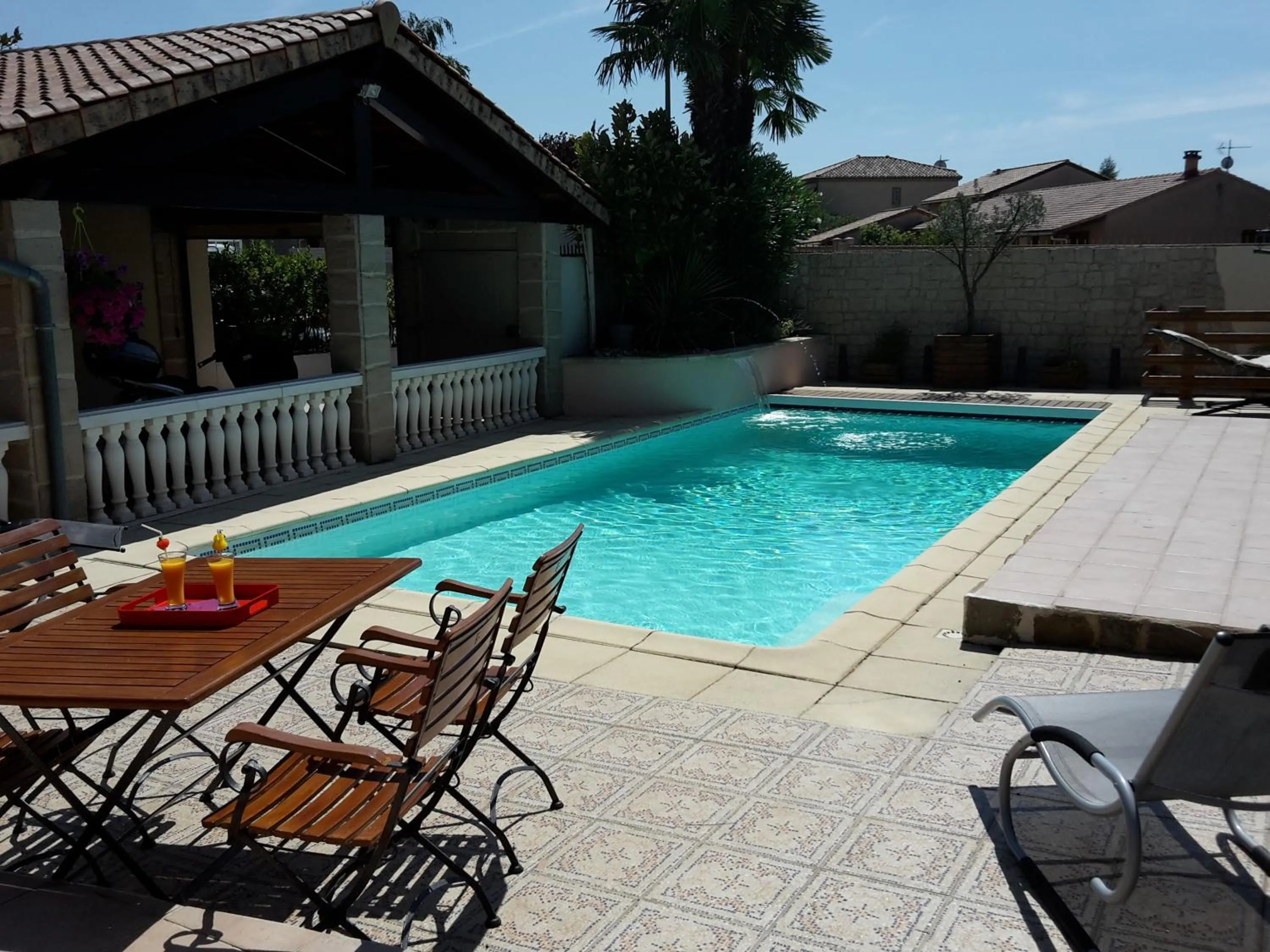 Swimming pool in Villa Escandia