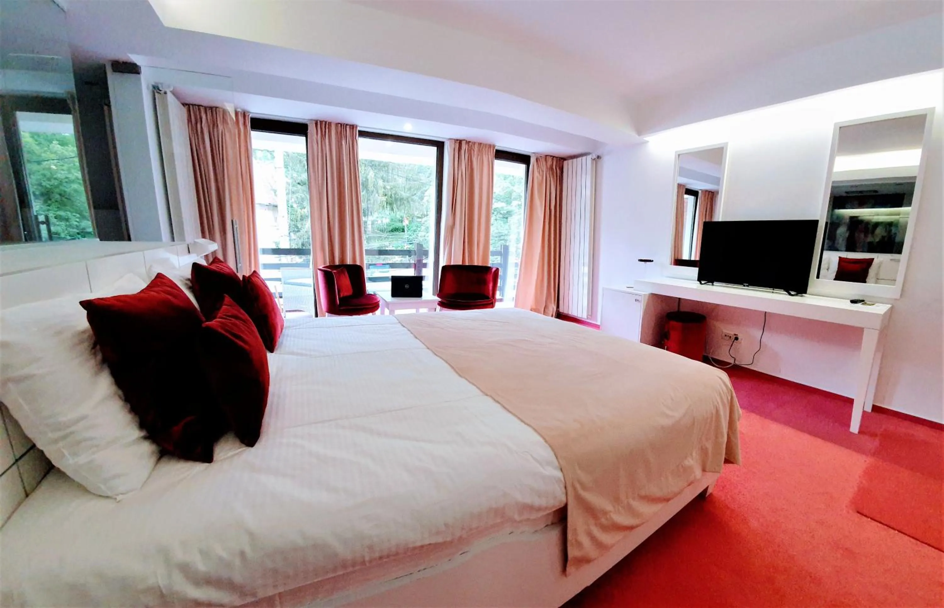 Photo of the whole room, Bed in Casa Varful Cu Dor