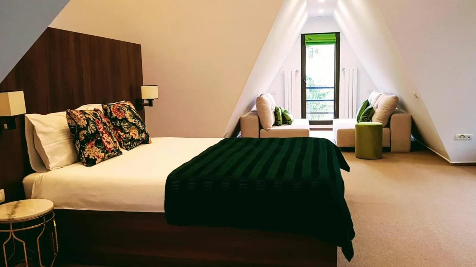 Photo of the whole room, Bed in Casa Varful Cu Dor