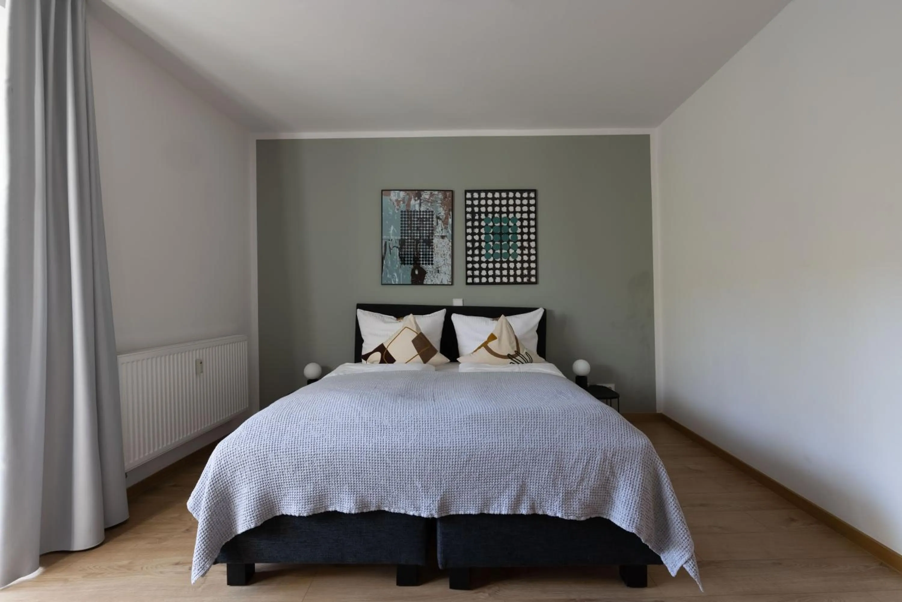 Bed in Limehome Augsburg Pilgerhausstraße