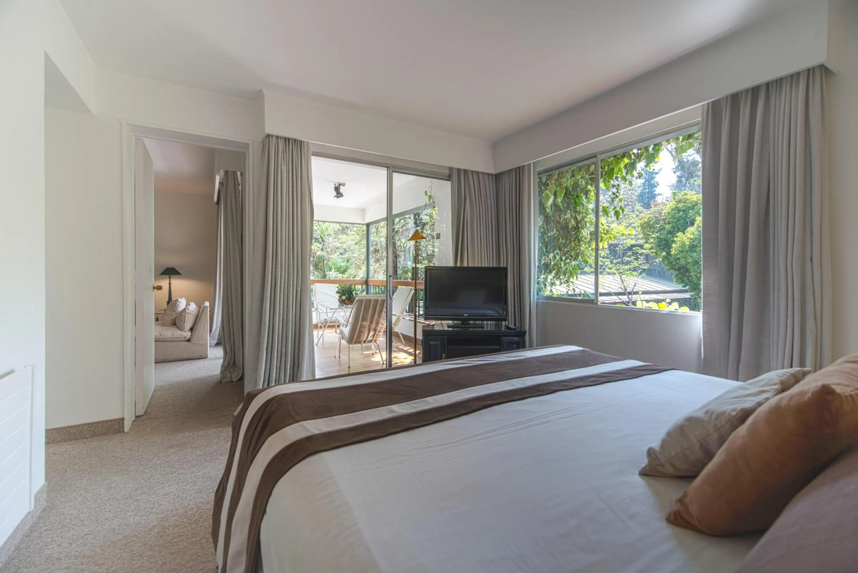 Bed in Hotel Acacias de Vitacura