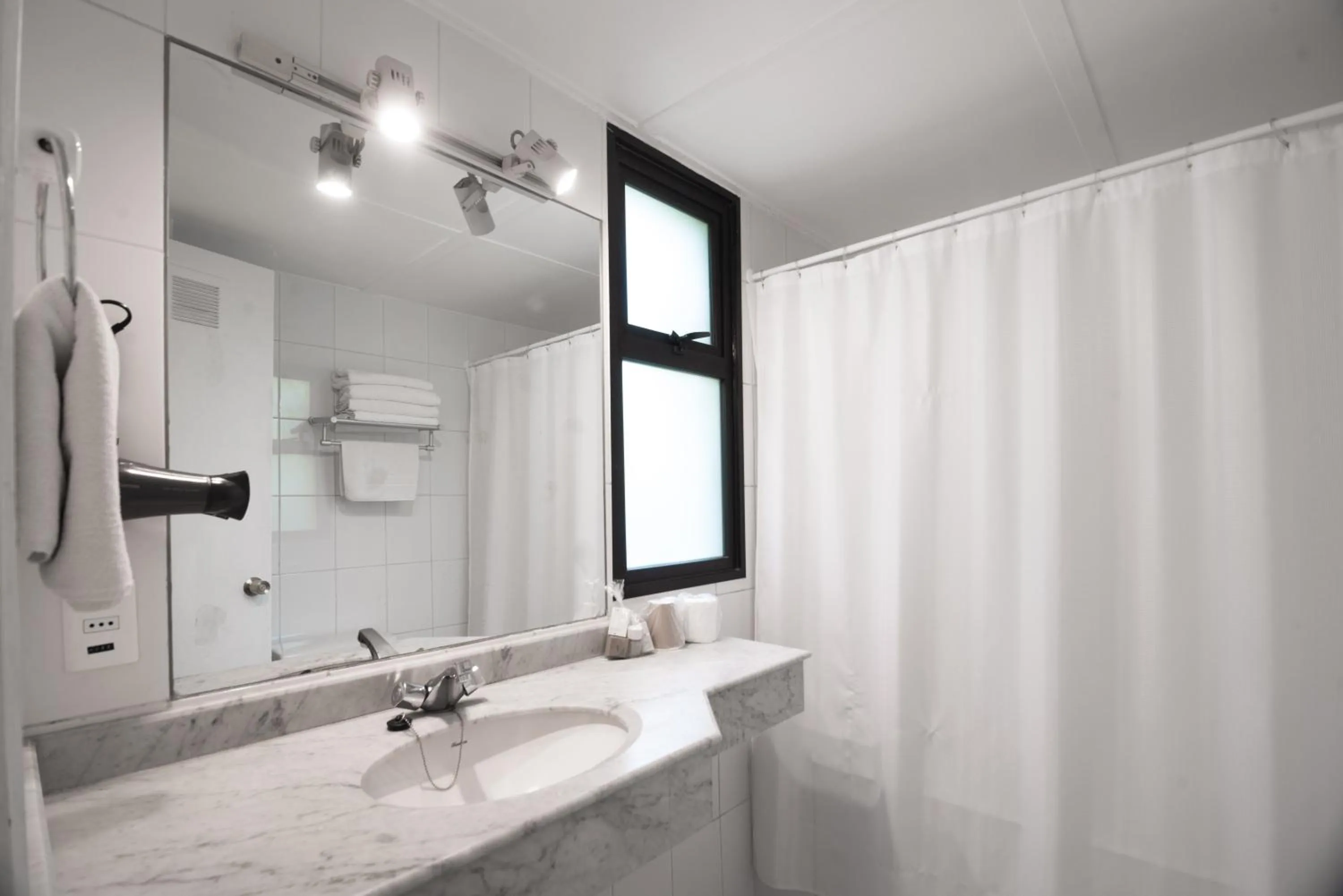 Hotel Acacias de Vitacura