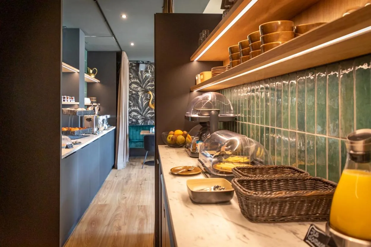 Breakfast in Brit Hotel Kara Sainte Anne d'Auray