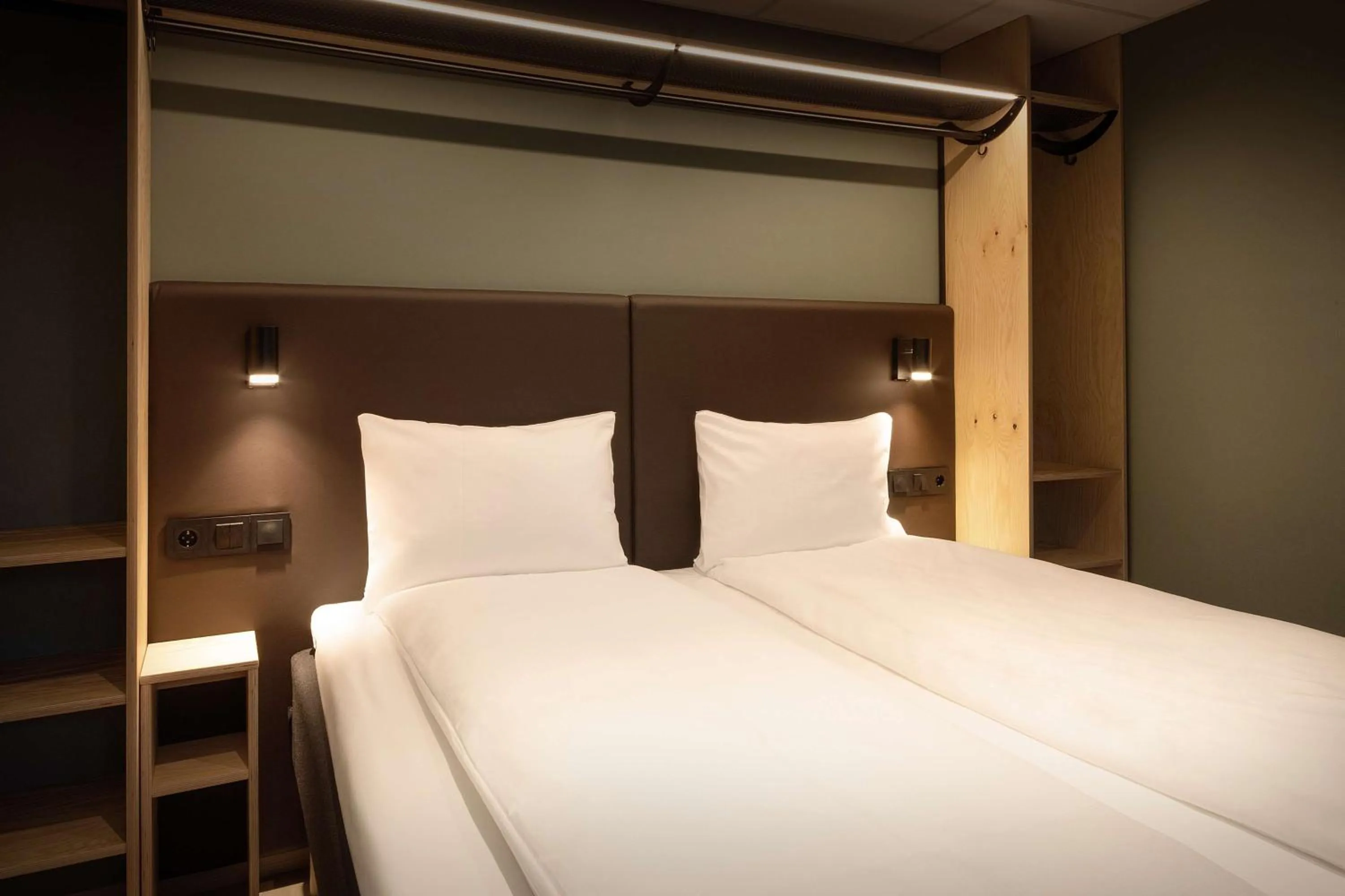 Photo of the whole room, Bed in Scandic Voss