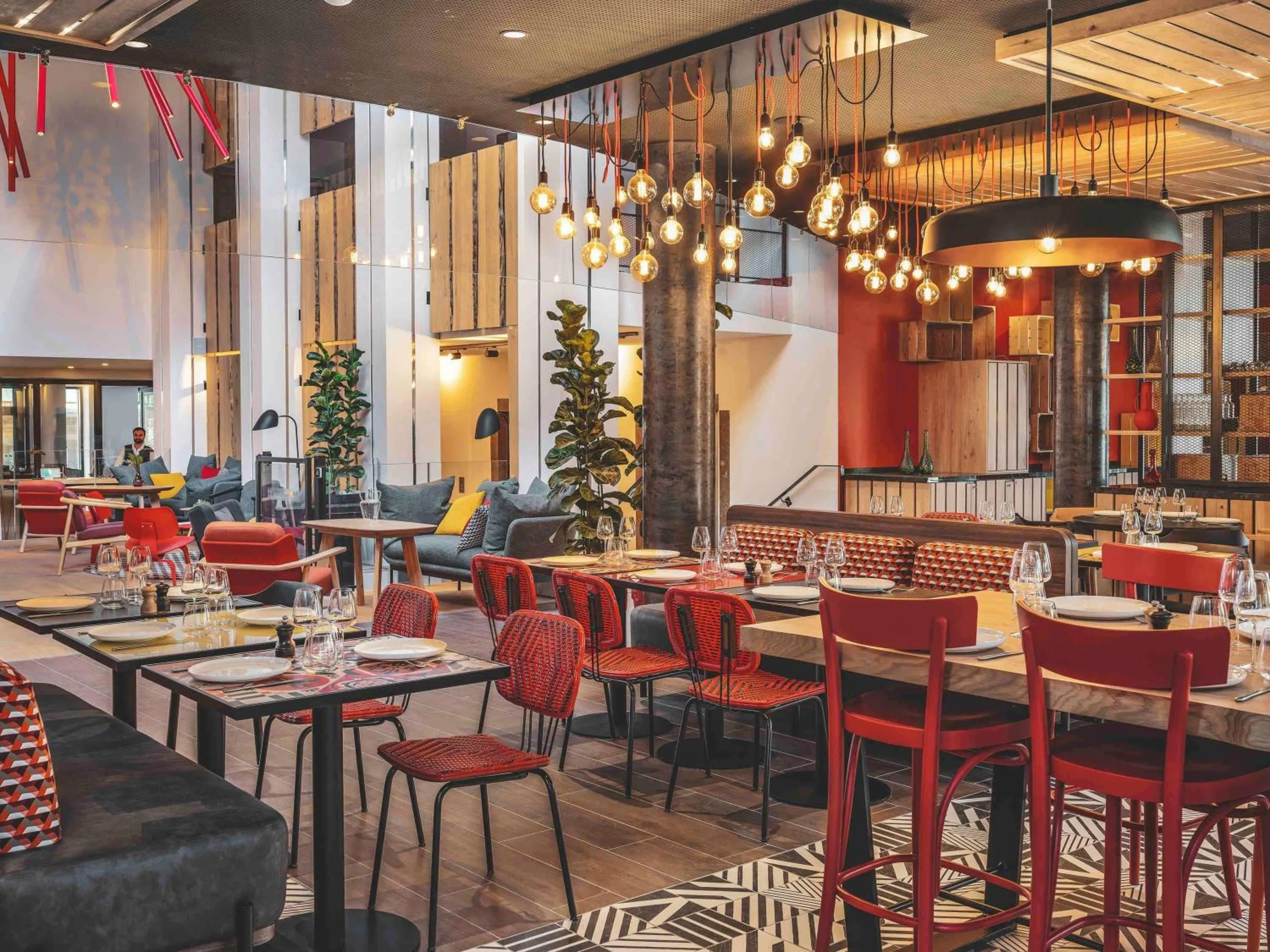 Property building in Novotel Paris Vaugirard Montparnasse