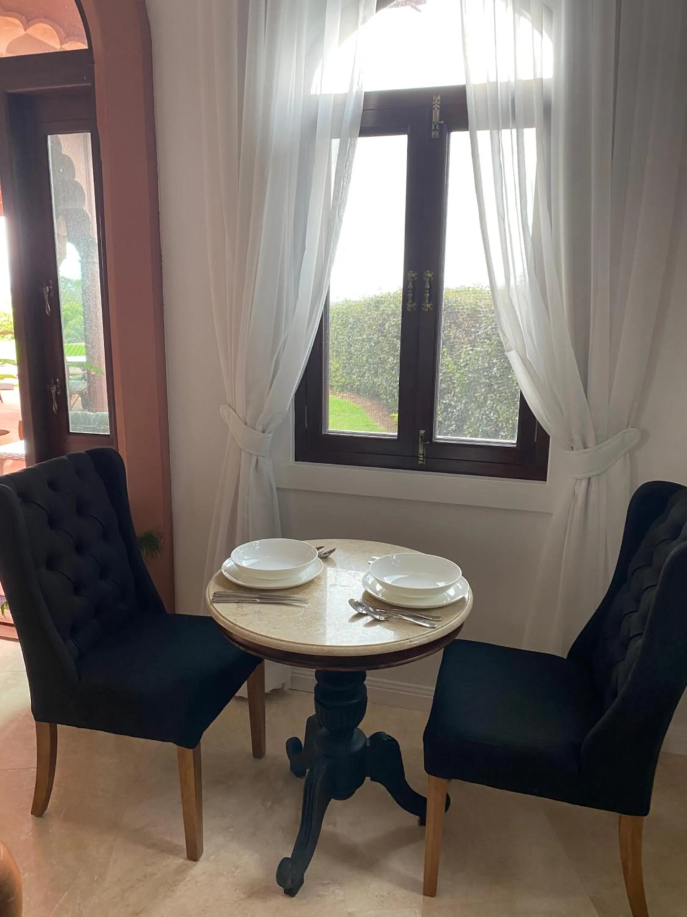 Dining area in Jodha Bai Retreat