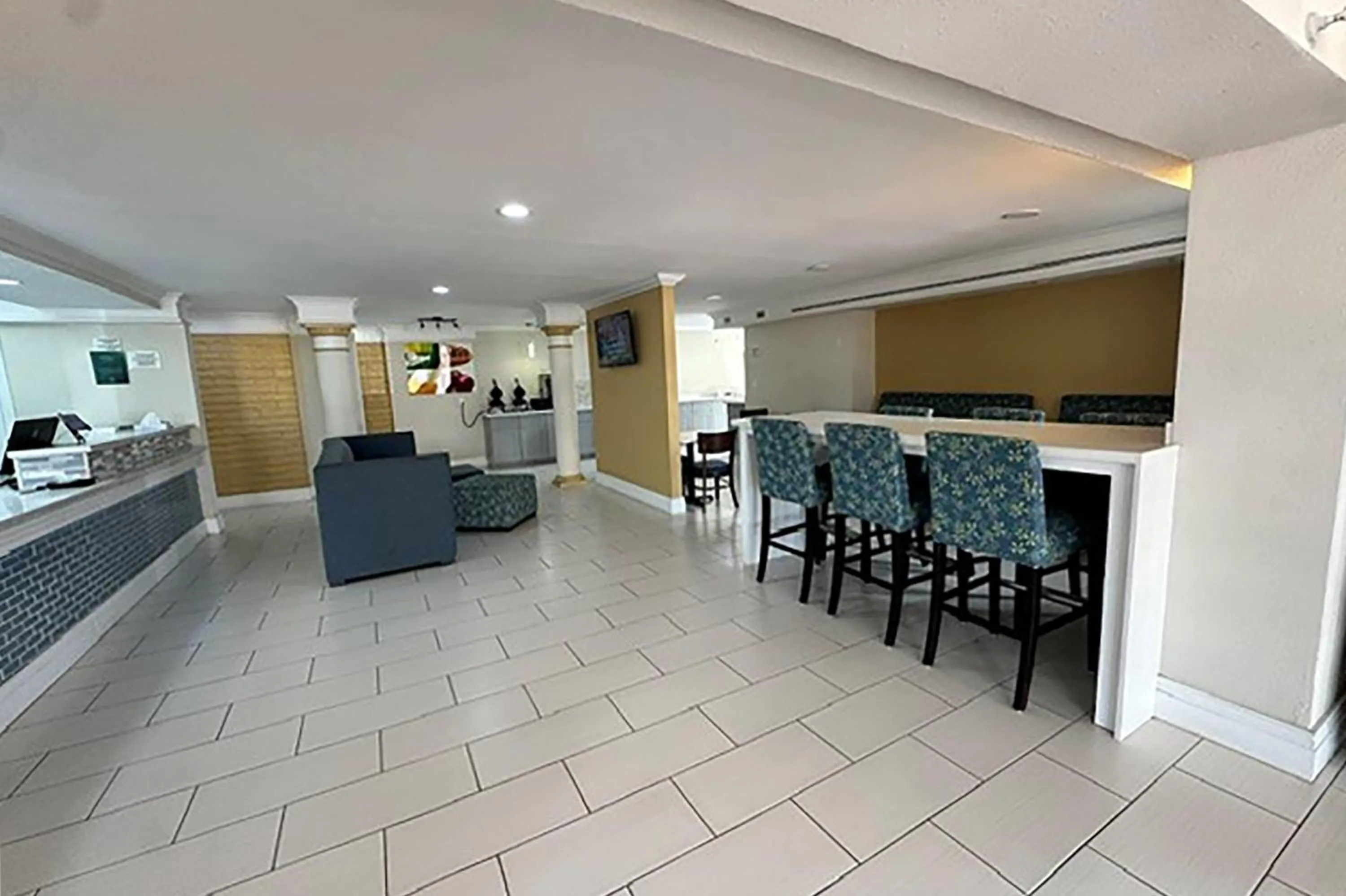 Lobby or reception in Baymont by Wyndham Nacogdoches Near University