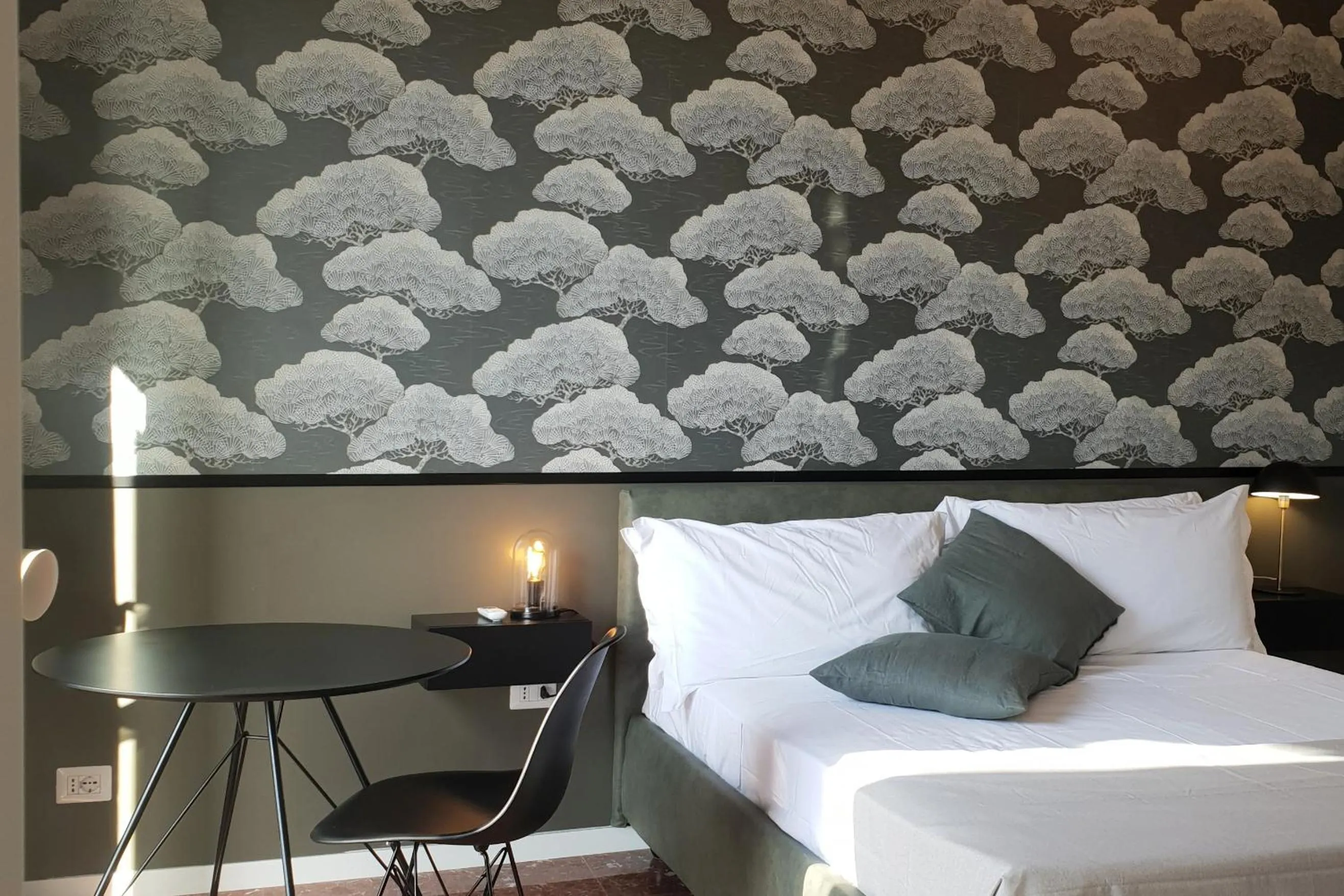 Bed in Cavour Urban Rooms by GHOR