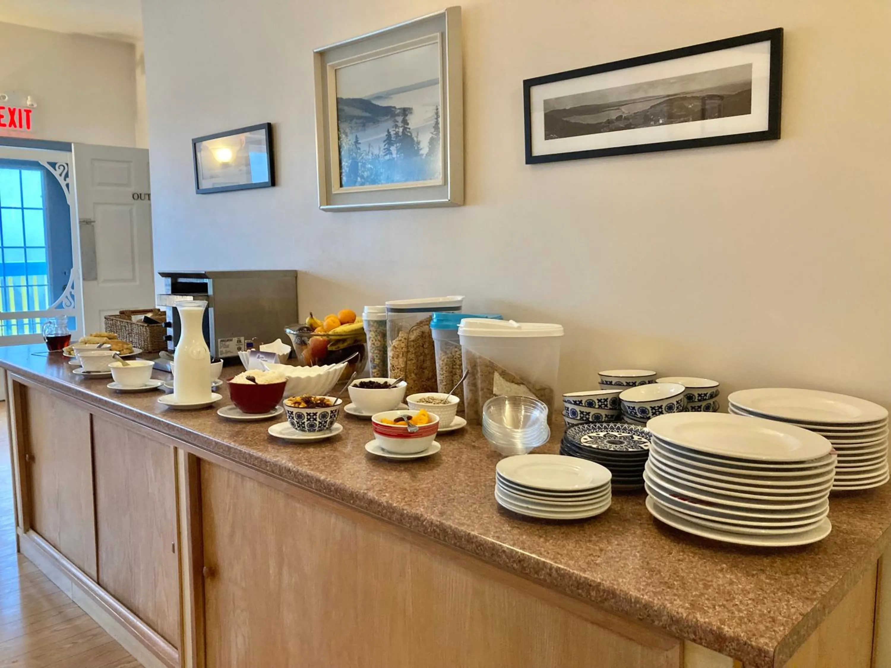 Breakfast in Castle Rock Country Inn