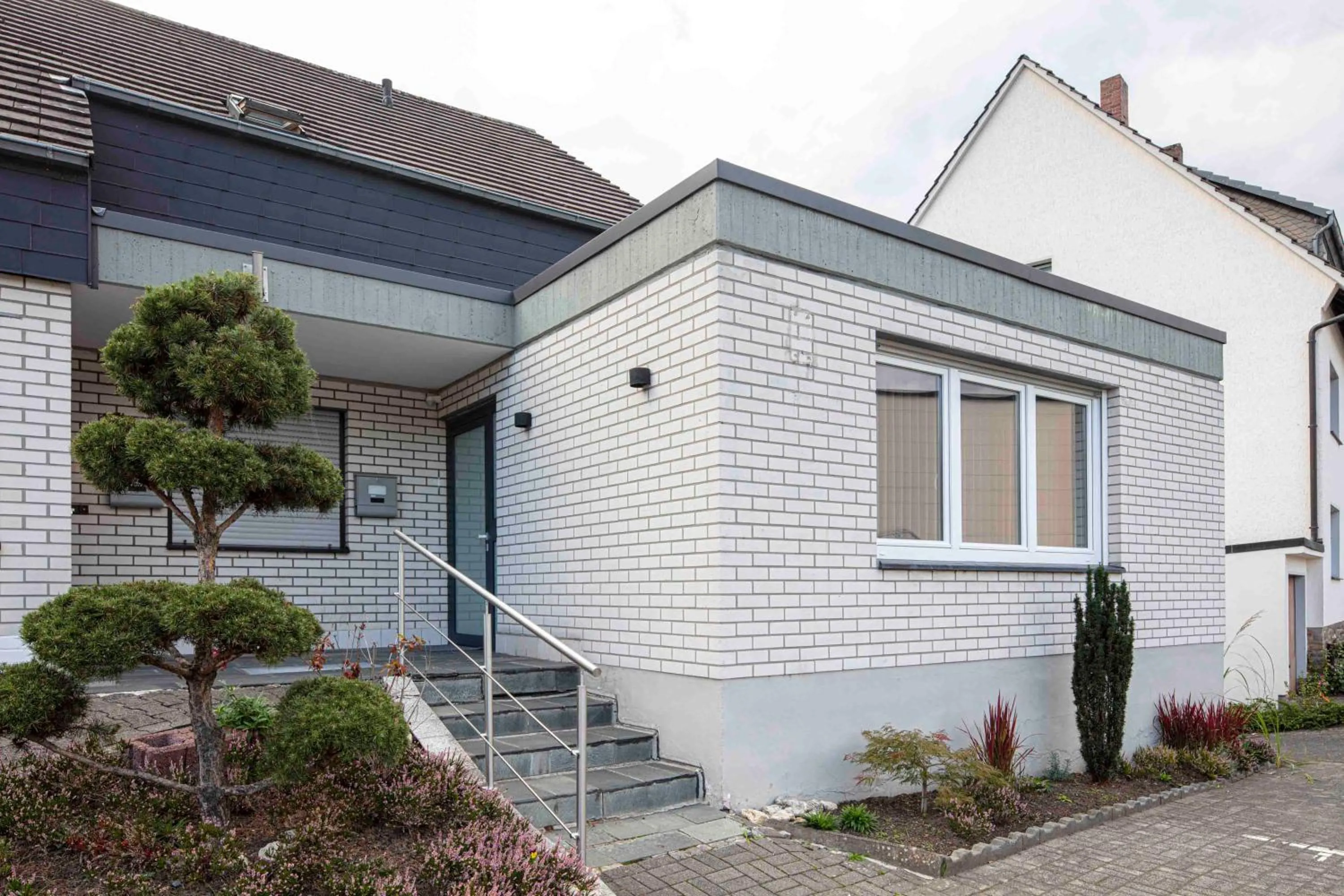 Property building in Suite/ Familienzimmer Arnsberg