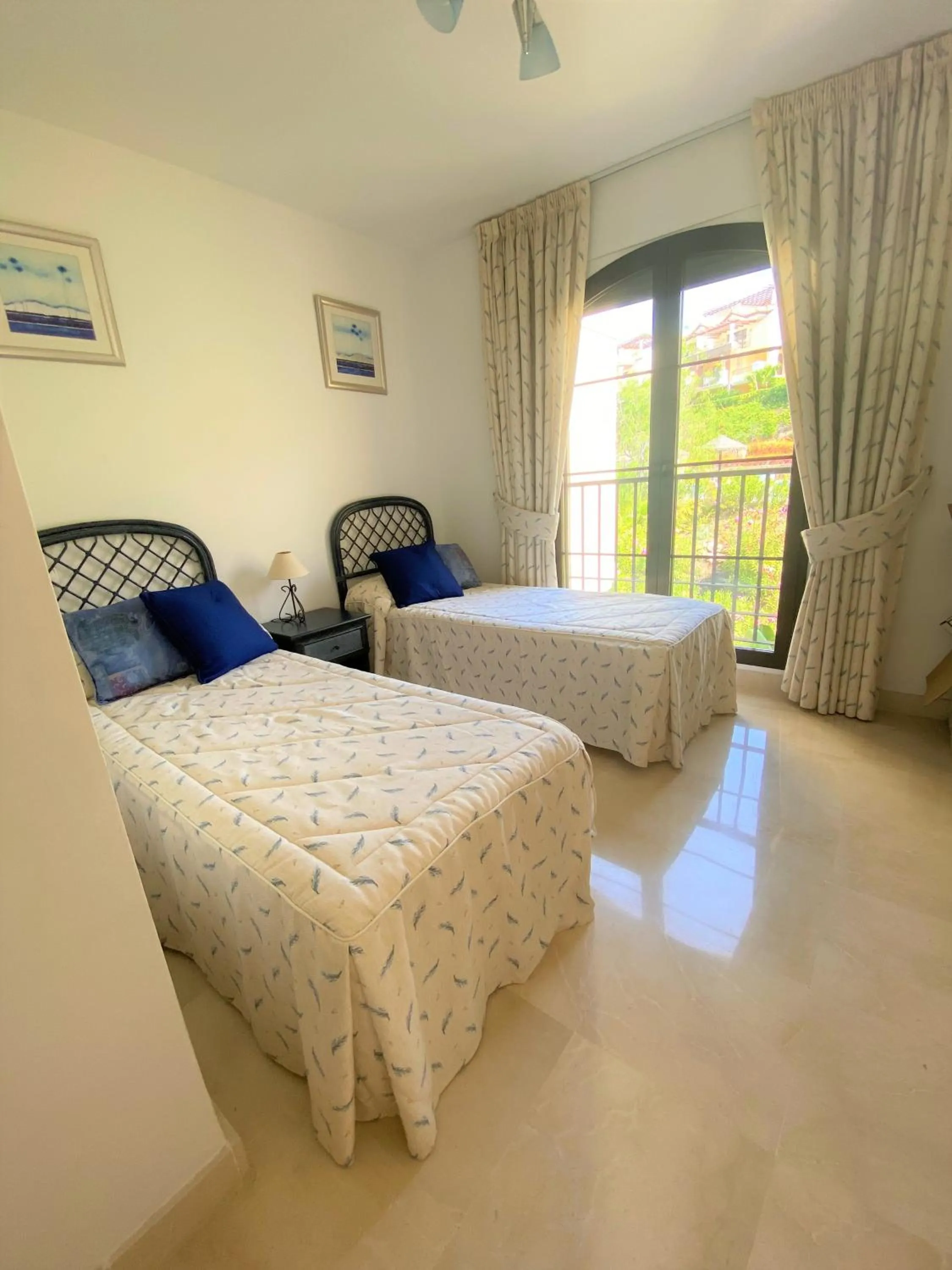 Photo of the whole room, Bed in LOS ARQUEROS GOLF APARTMENTS