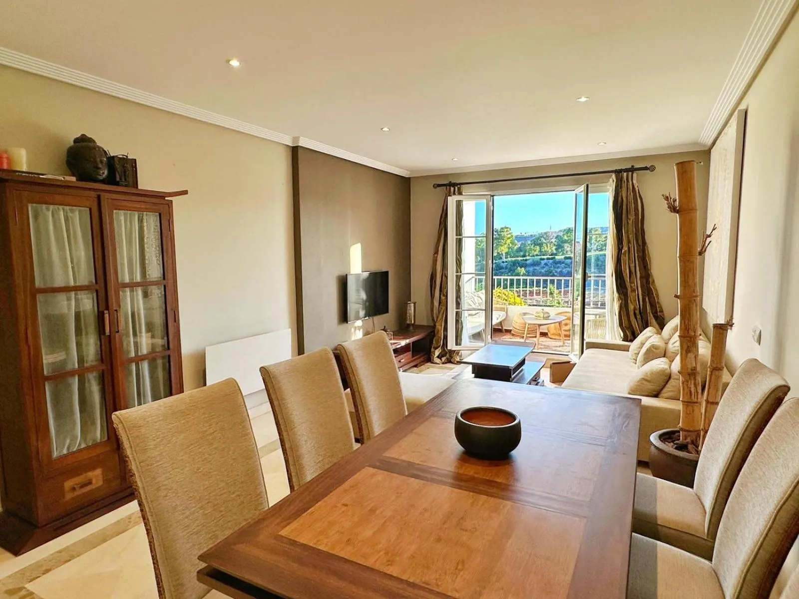 LOS ARQUEROS GOLF APARTMENTS