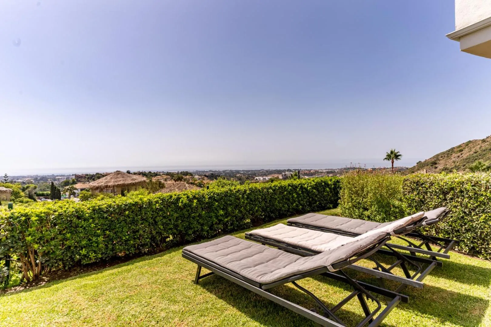 Garden in LOS ARQUEROS GOLF APARTMENTS