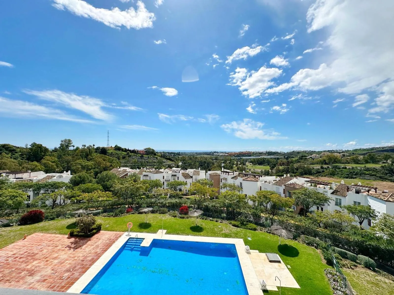 LOS ARQUEROS GOLF APARTMENTS