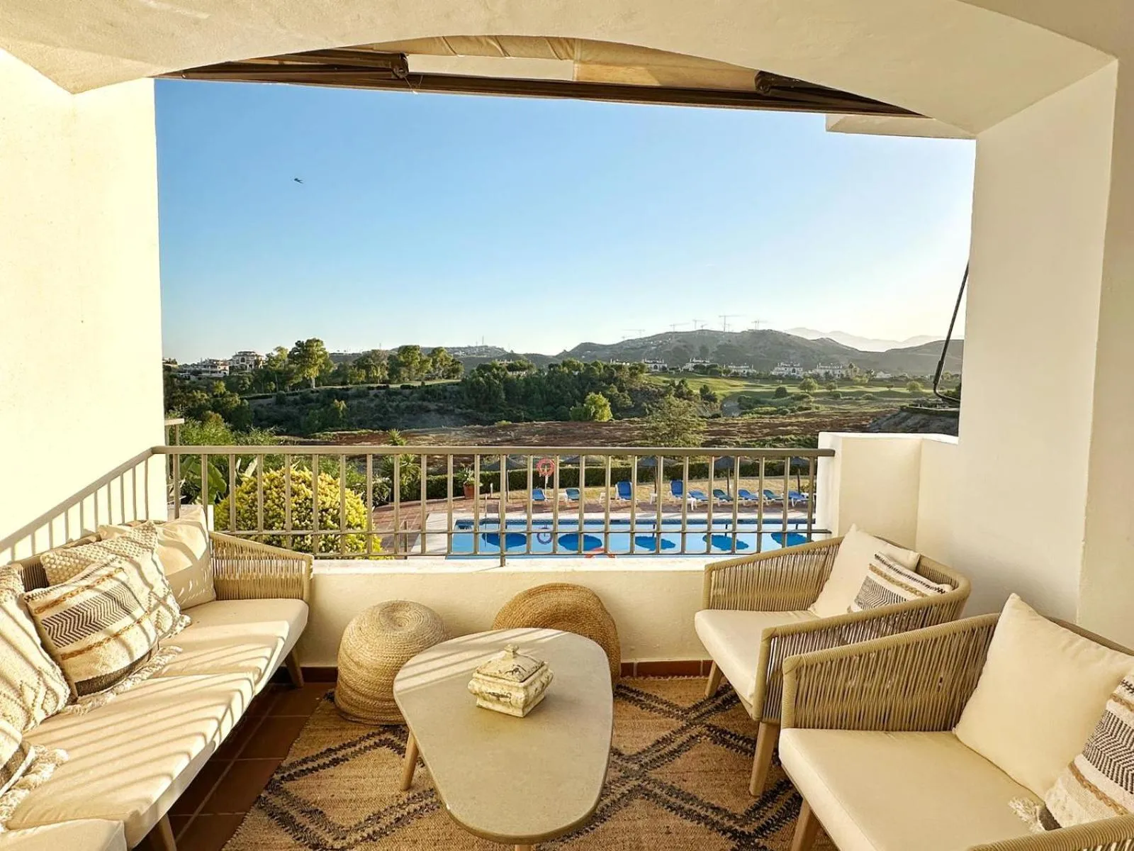 LOS ARQUEROS GOLF APARTMENTS