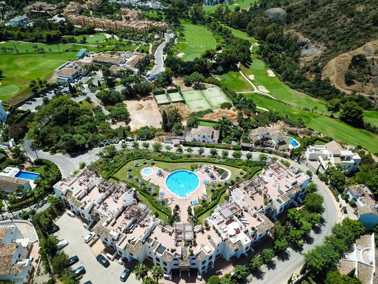 Property building in LOS ARQUEROS GOLF APARTMENTS