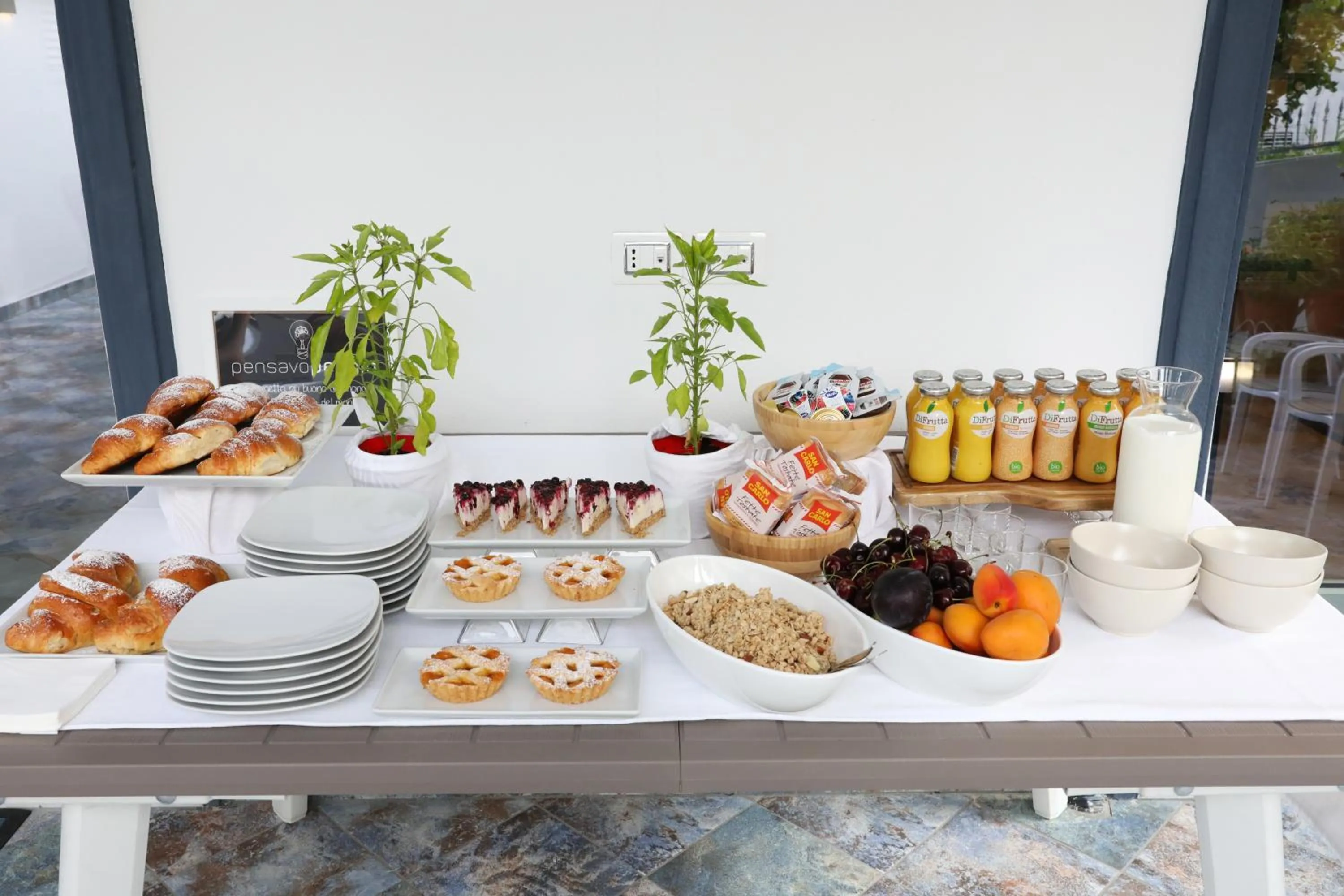 Food and drinks in Praja vecchia