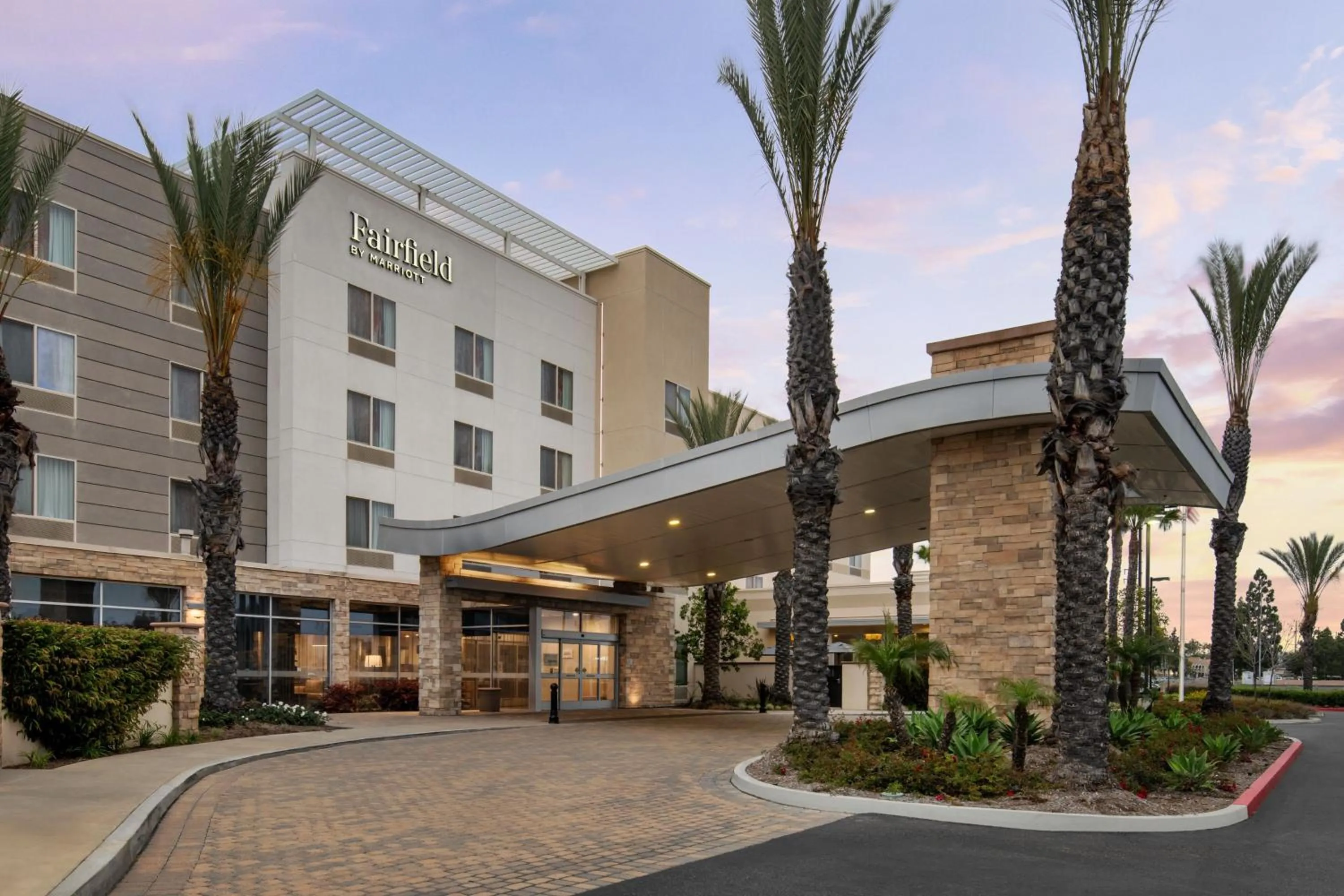 Property building in Fairfield Inn & Suites by Marriott Tustin Orange County