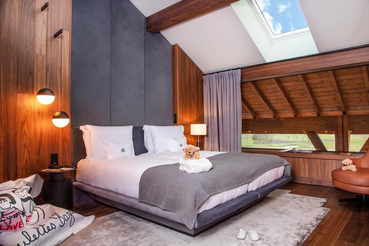 Photo of the whole room, Bed in Jiva Hill Resort - Genève