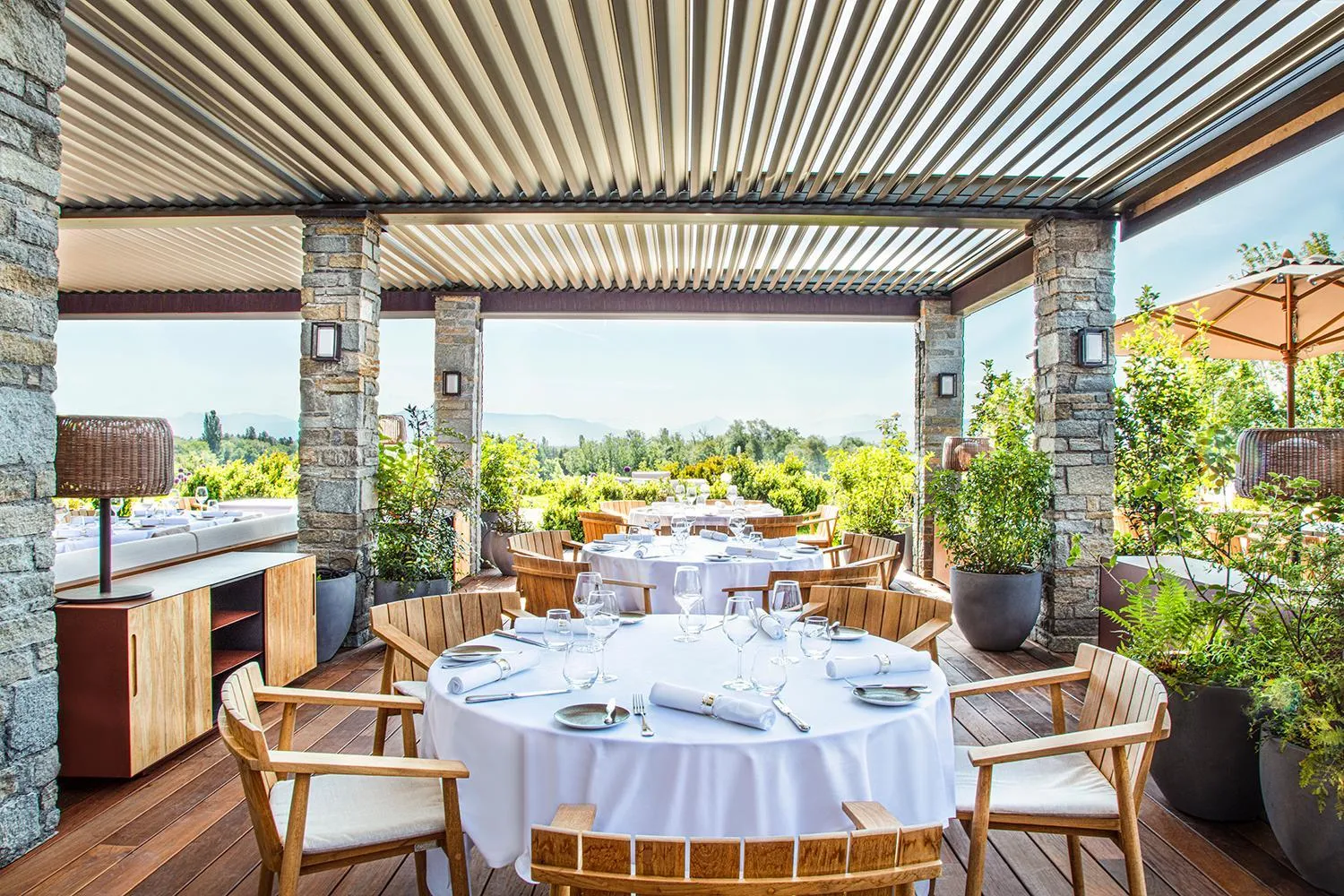 Restaurant/places to eat in Jiva Hill Resort - Genève