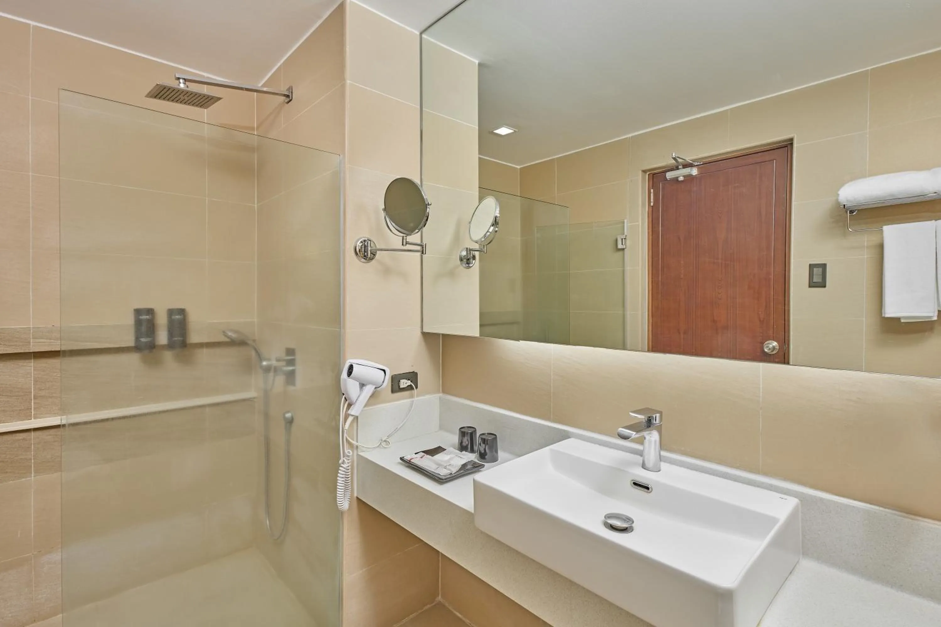 Shower in Summit Ridge Tagaytay - Newly Renovated