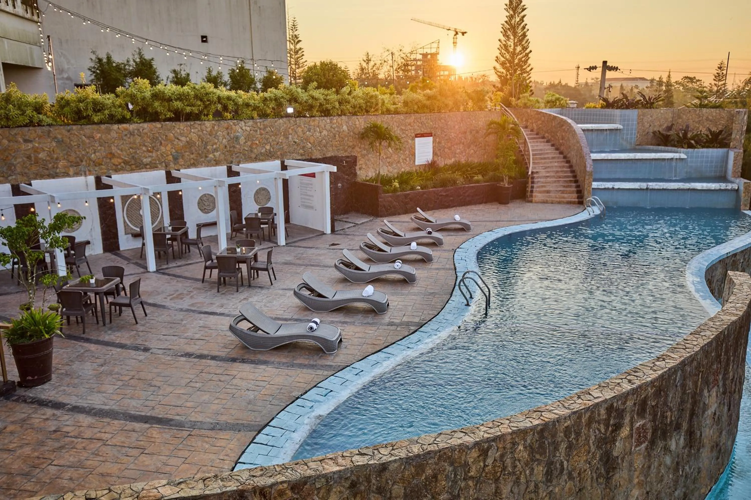 Swimming pool in Summit Ridge Tagaytay - Newly Renovated