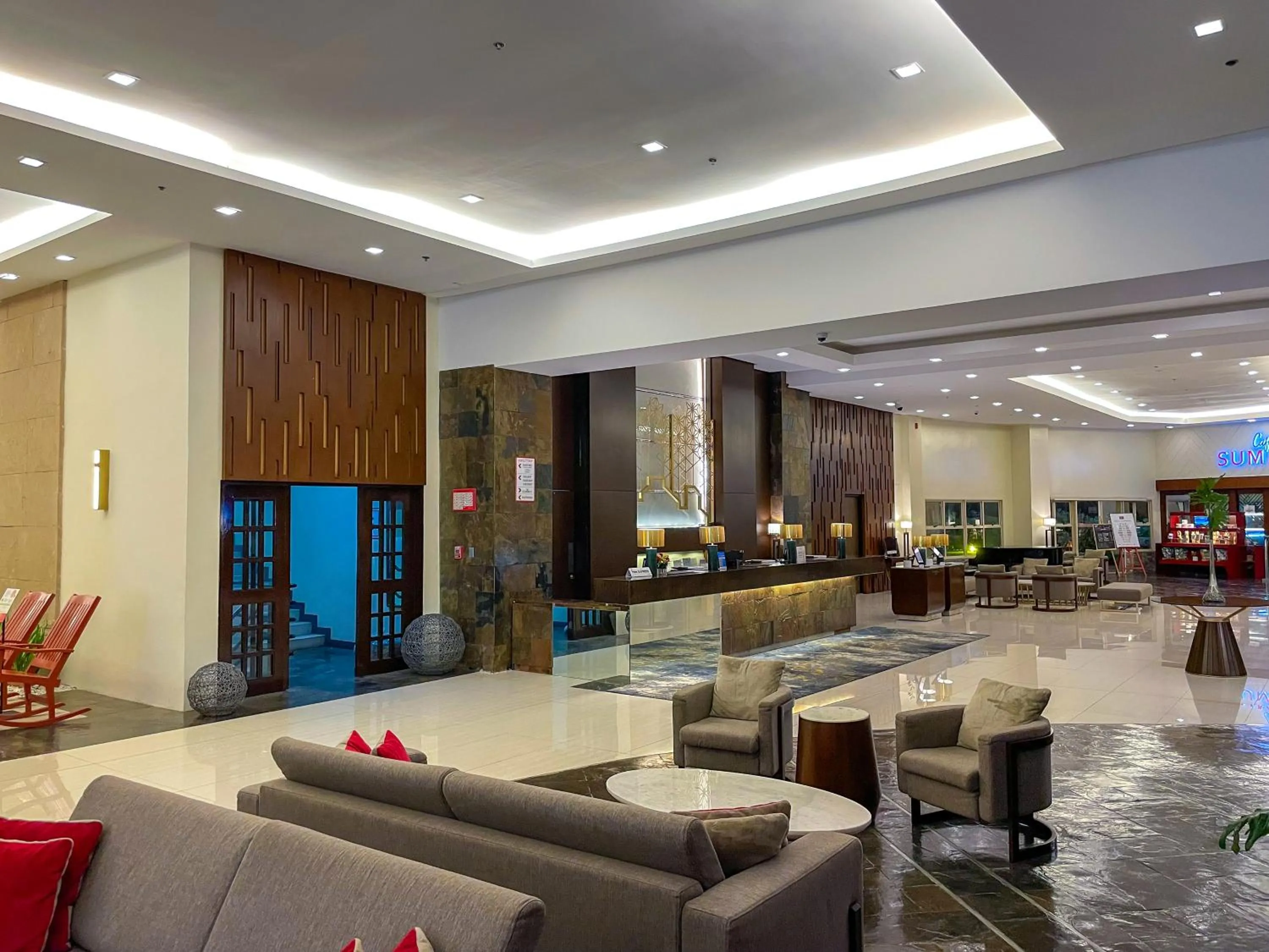Lobby or reception in Summit Ridge Tagaytay - Newly Renovated