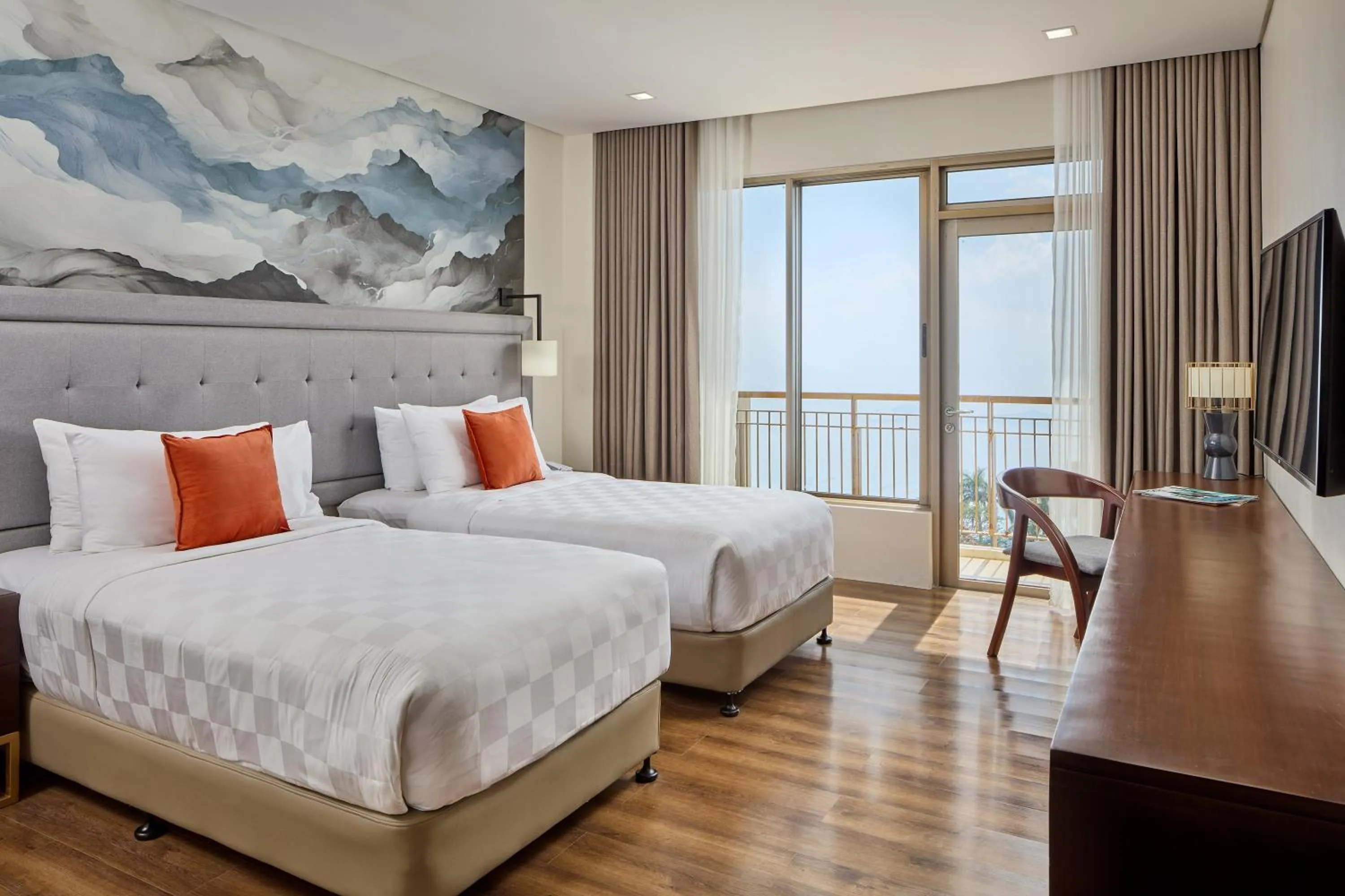 Bed in Summit Ridge Tagaytay - Newly Renovated