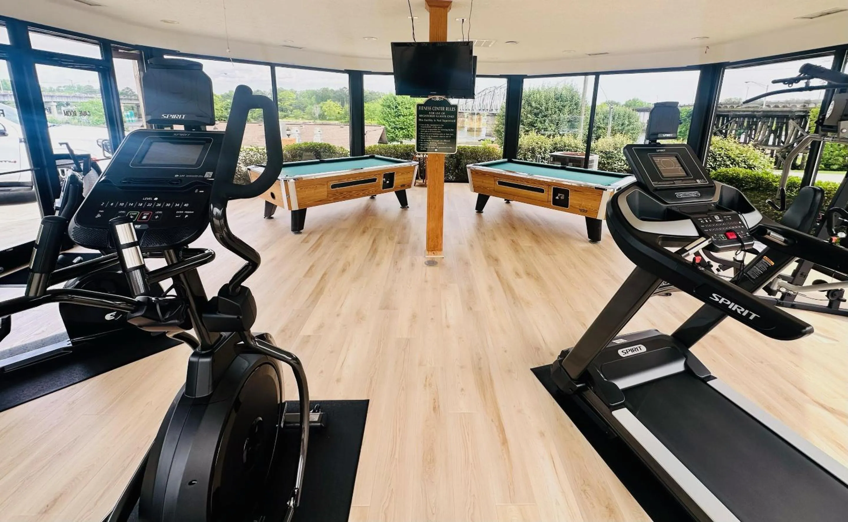 Fitness centre/facilities in Gadsden Inn and Suites