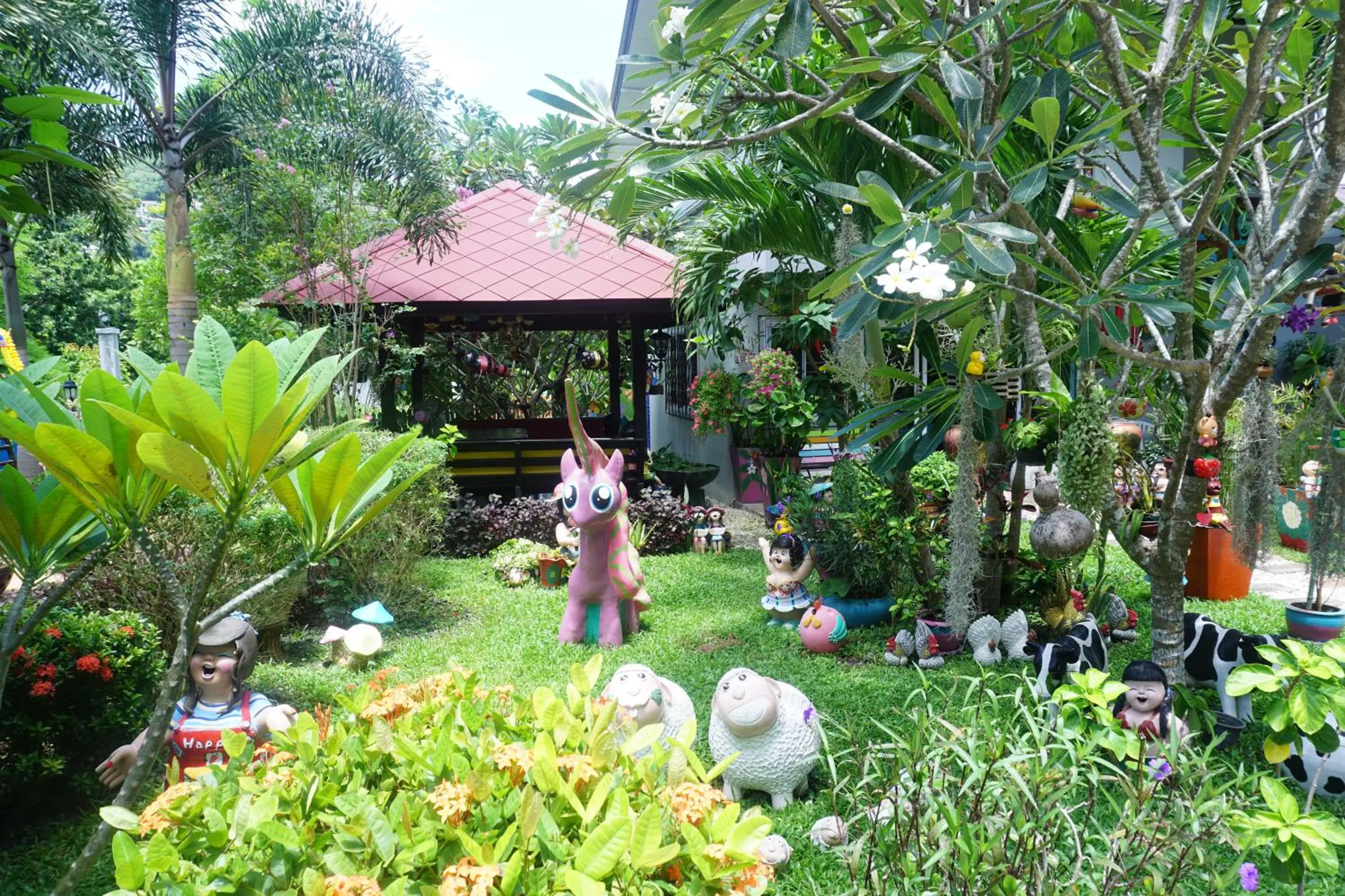 Garden view in Nadapa Resort