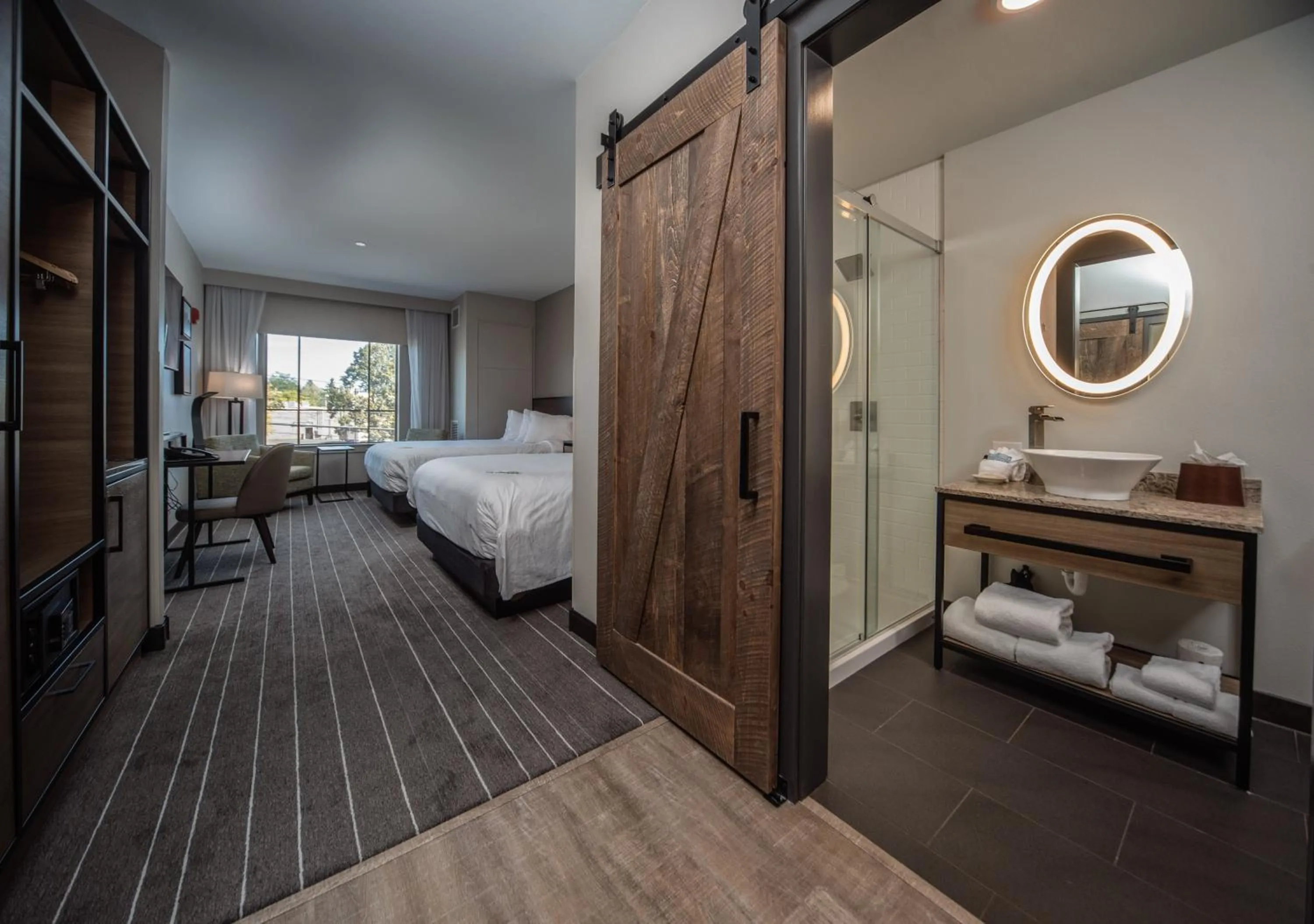 Bed in Hotel Windrow Downtown Ellensburg