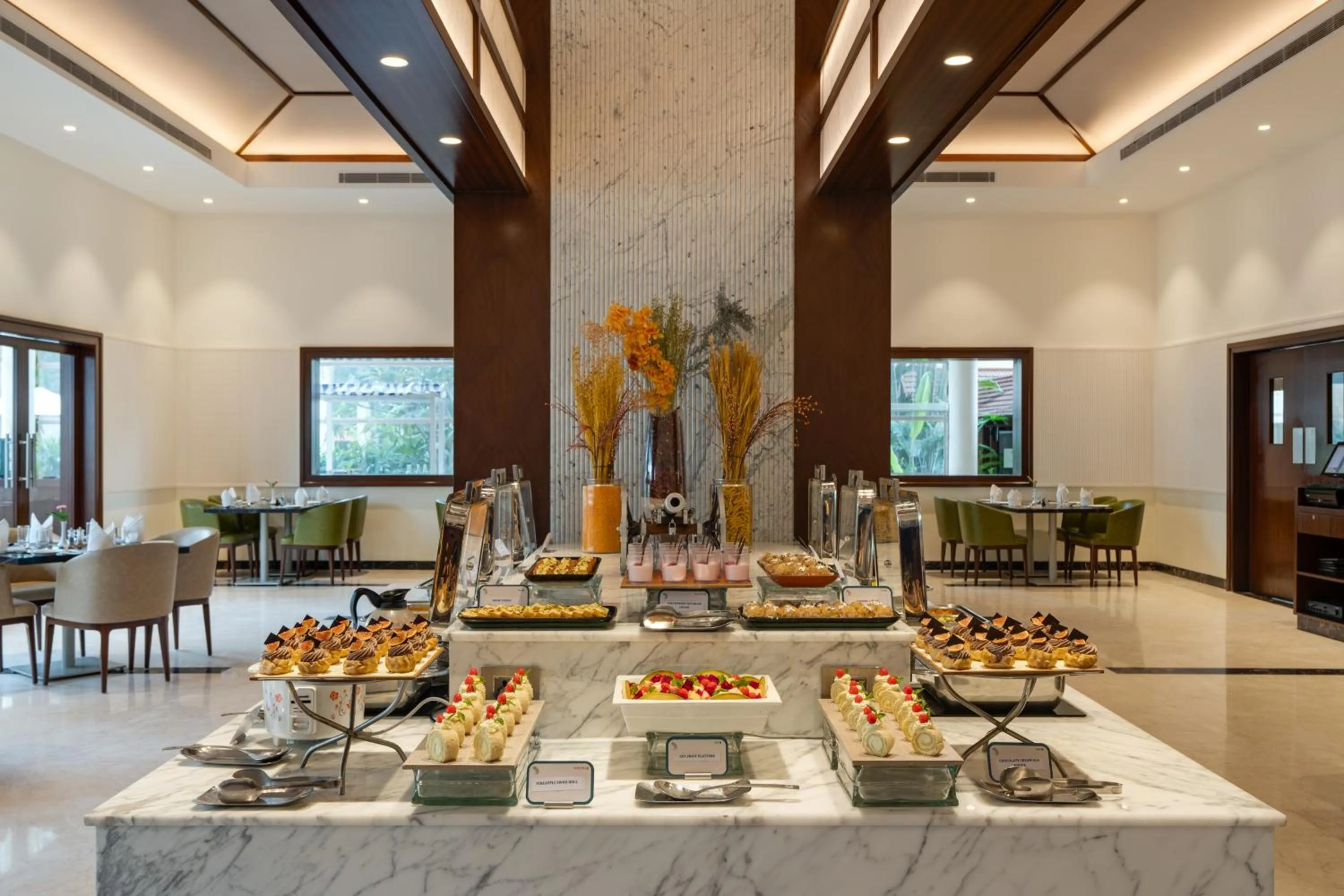 Restaurant/places to eat in Palm Meadows Resort