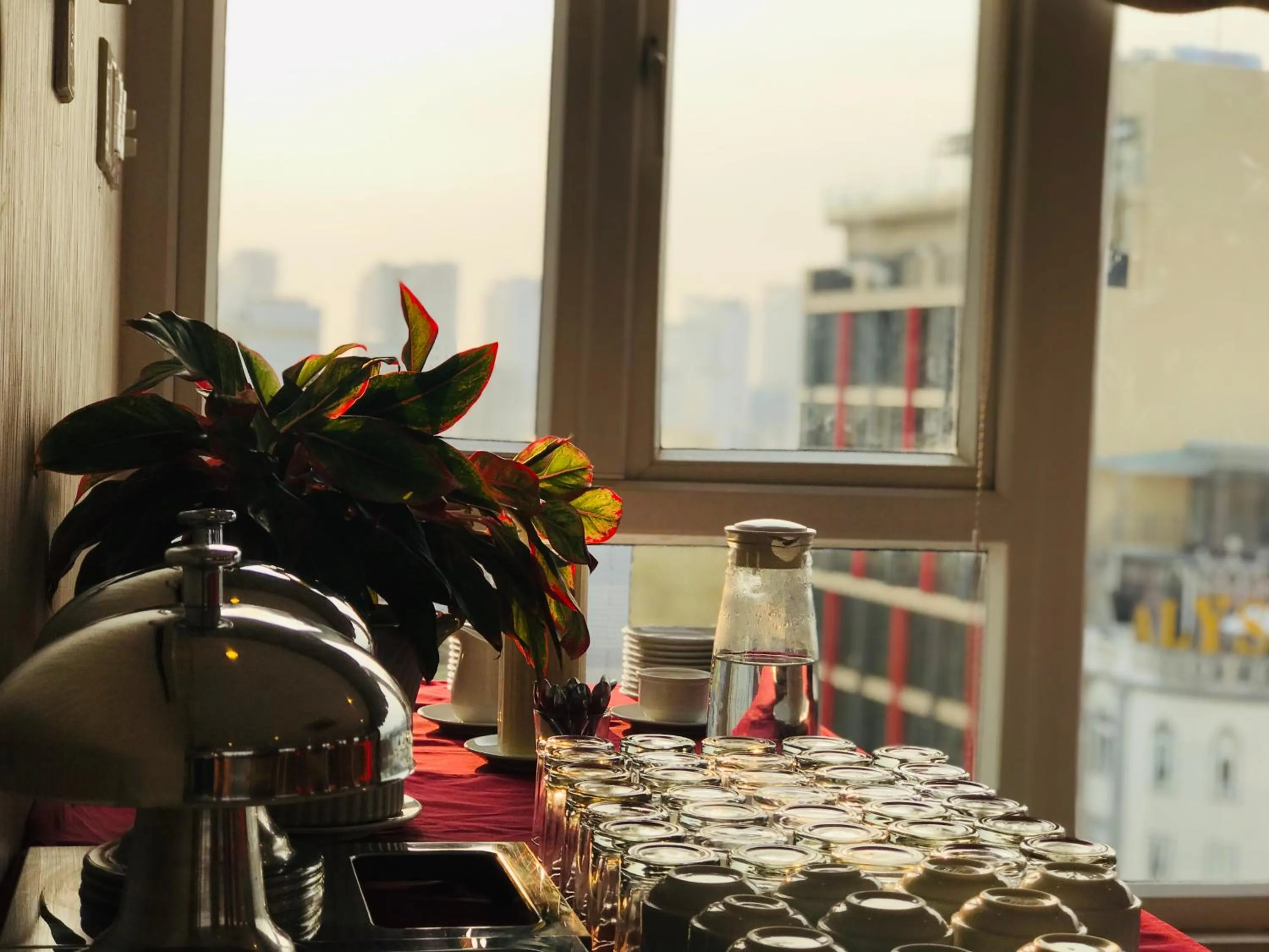 Restaurant/places to eat in Hoang Sa Hotel