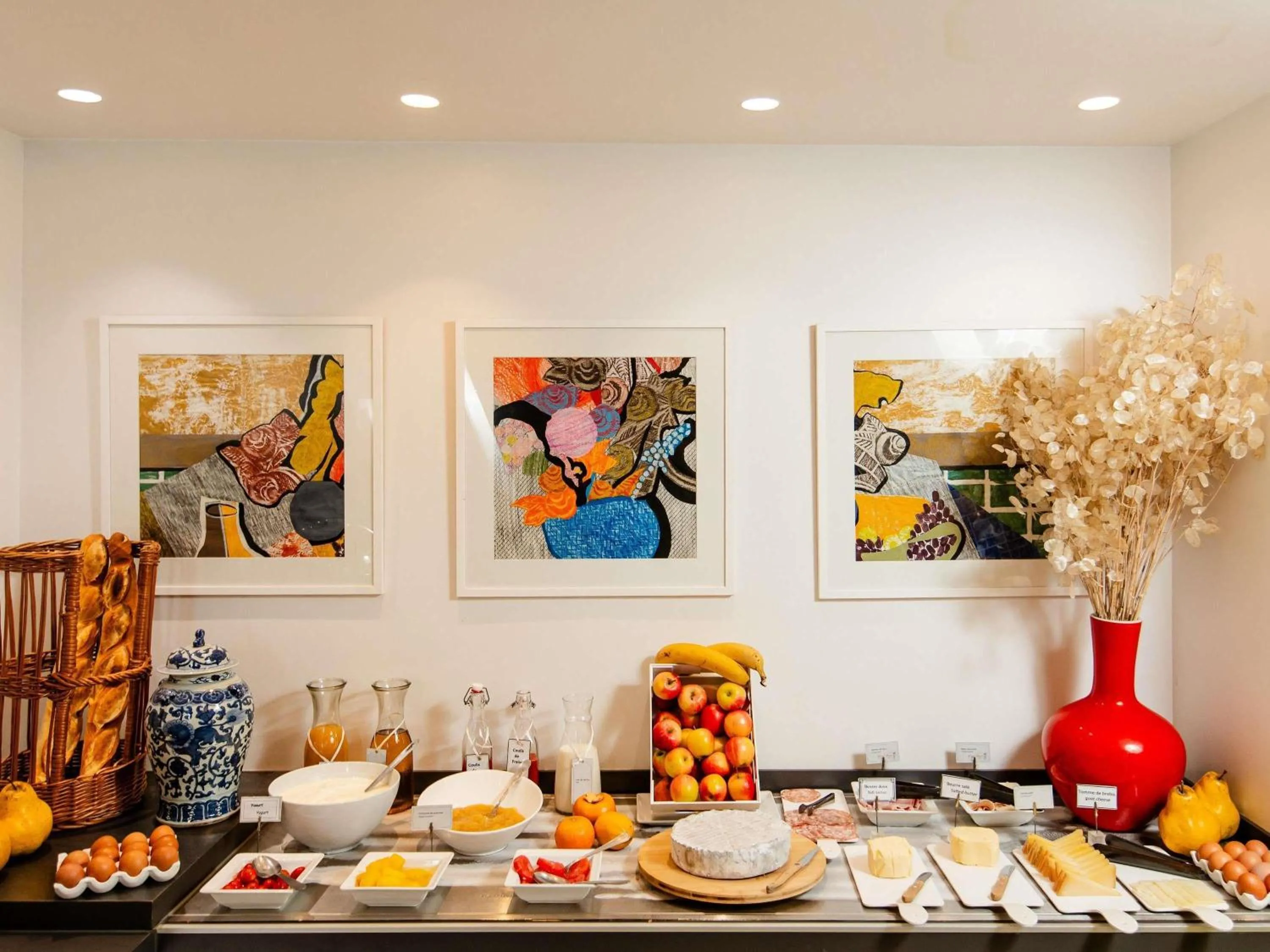 Breakfast in ibis Styles Paris La Défense Courbevoie