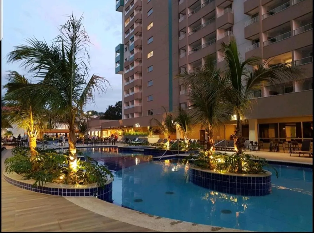 Apartamento em Resort de Oli­mpia