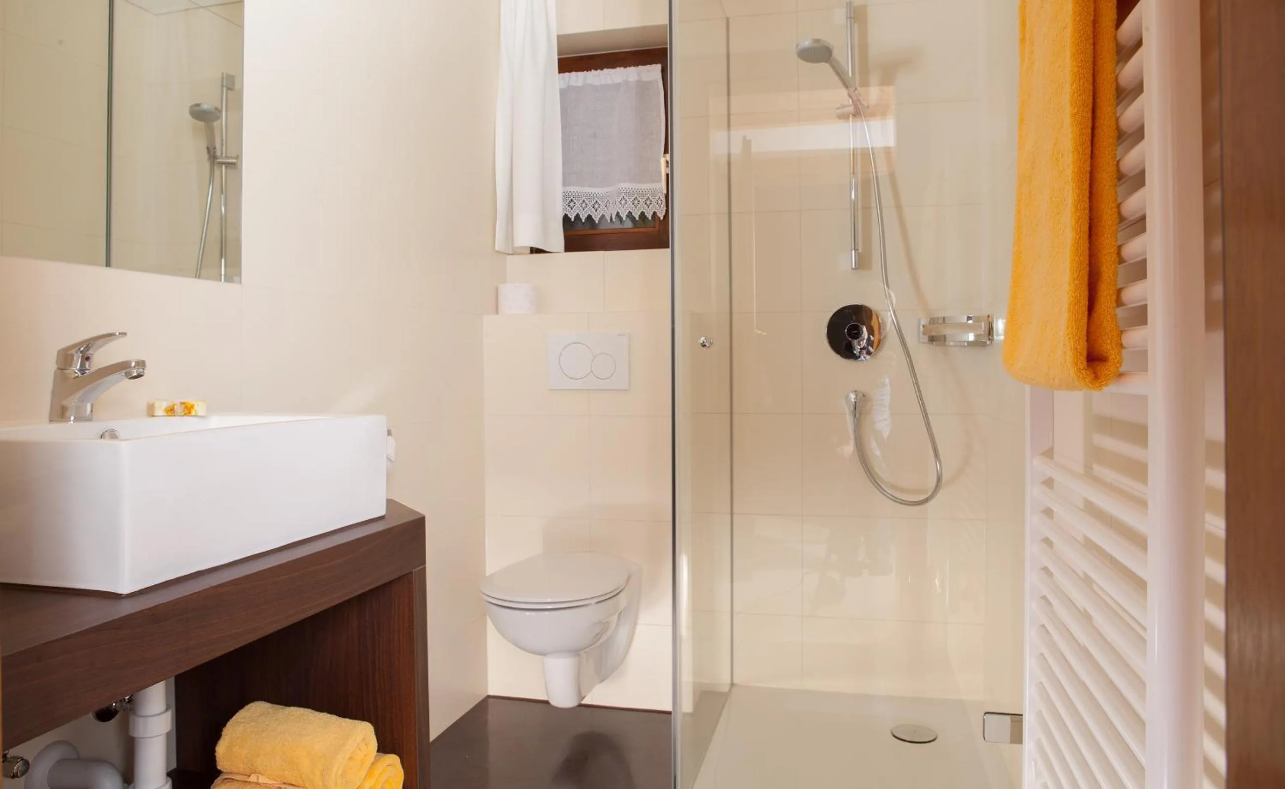 Shower in Haus Arnika