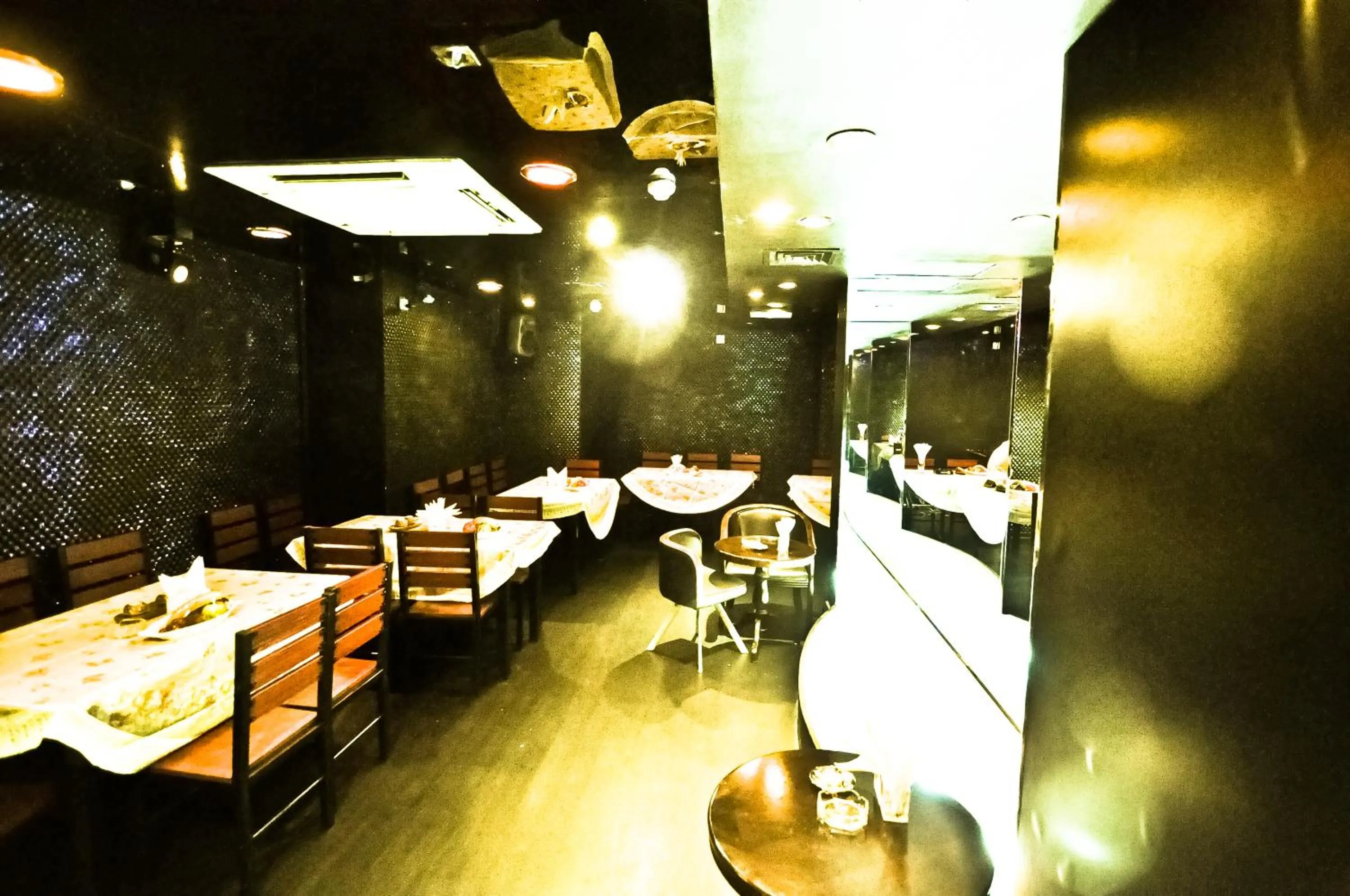 Restaurant/places to eat in Phoenicia Grand Hotel