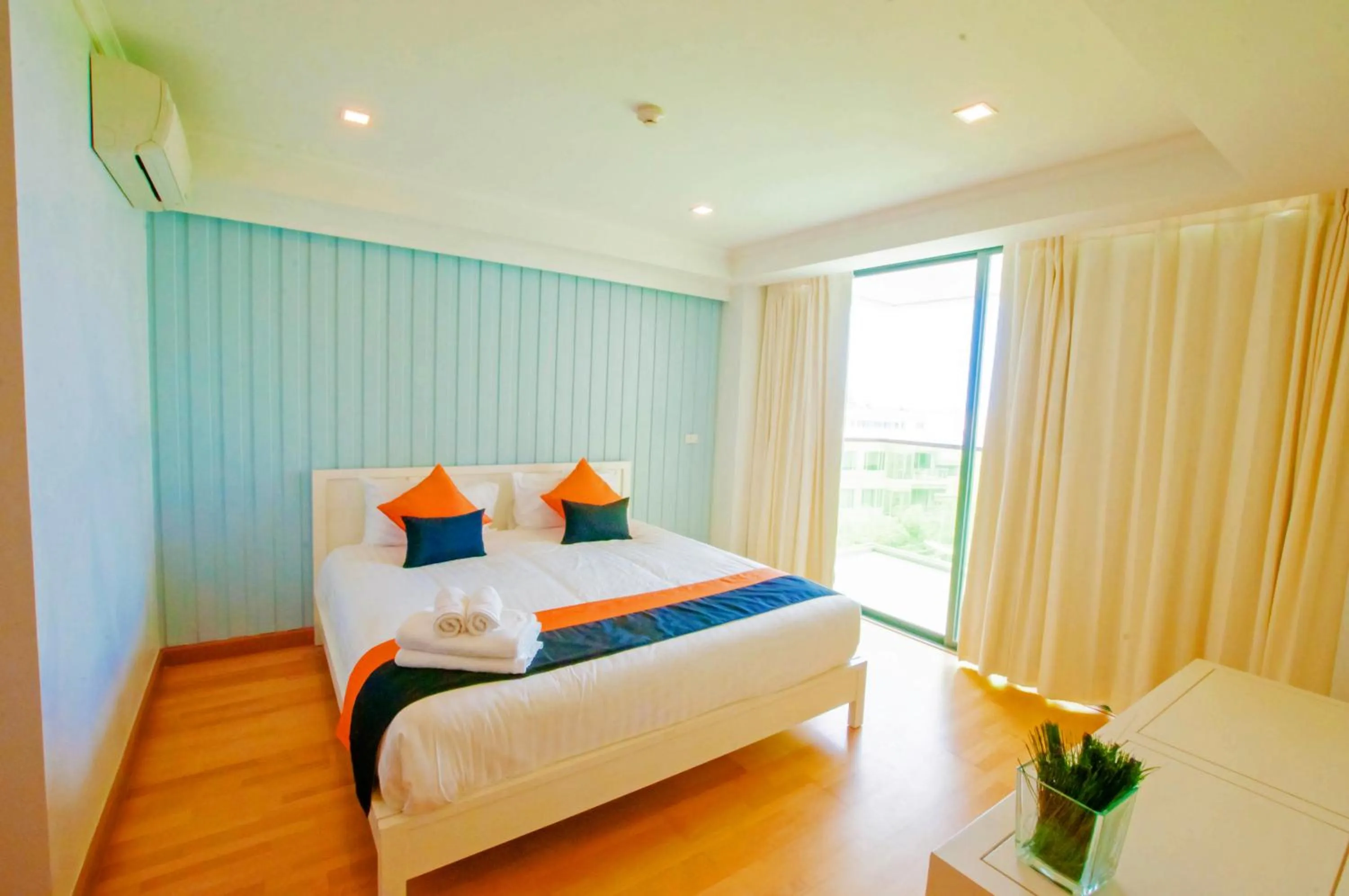 Bedroom, Bed in Rocco Hua Hin Beach Seaview