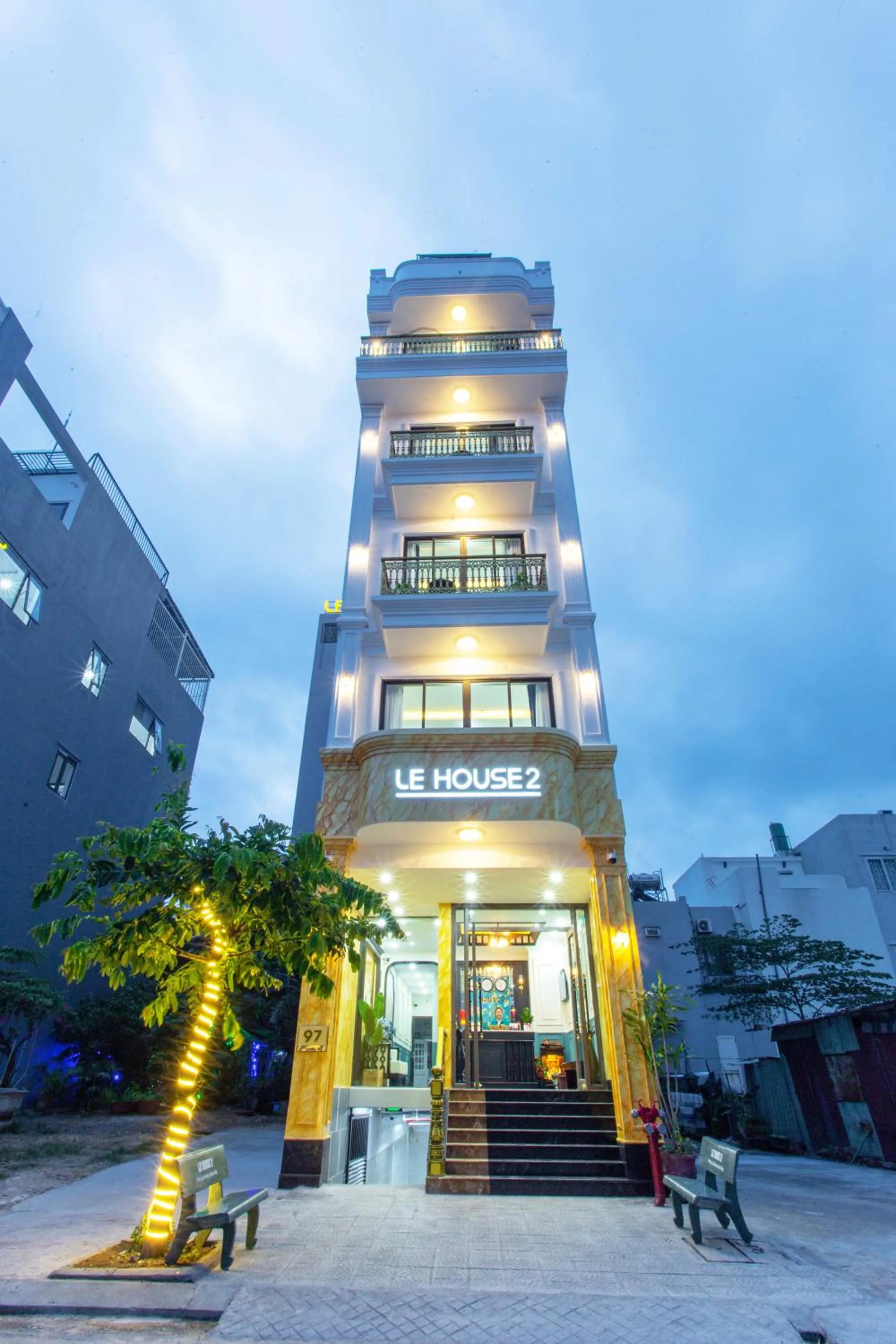 Property building in Le House Hotel and Studio