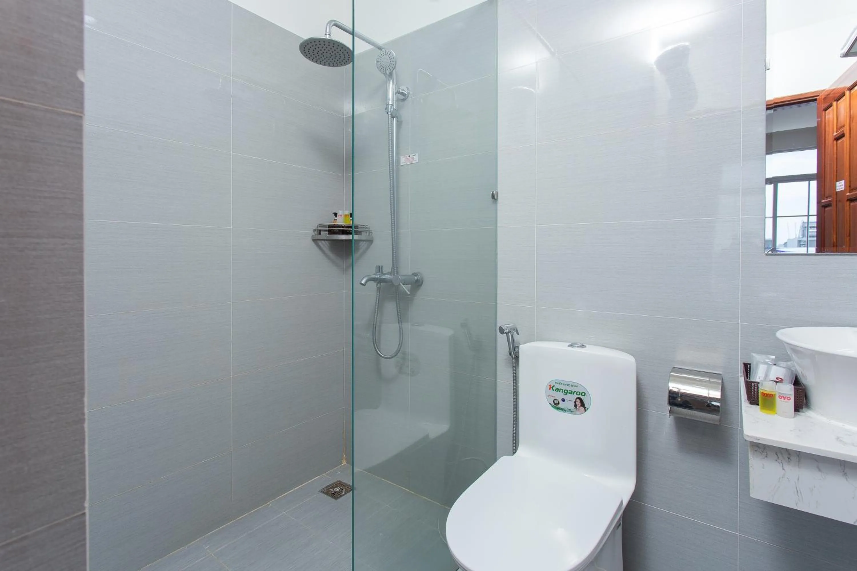 Bathroom in Le House Hotel and Studio